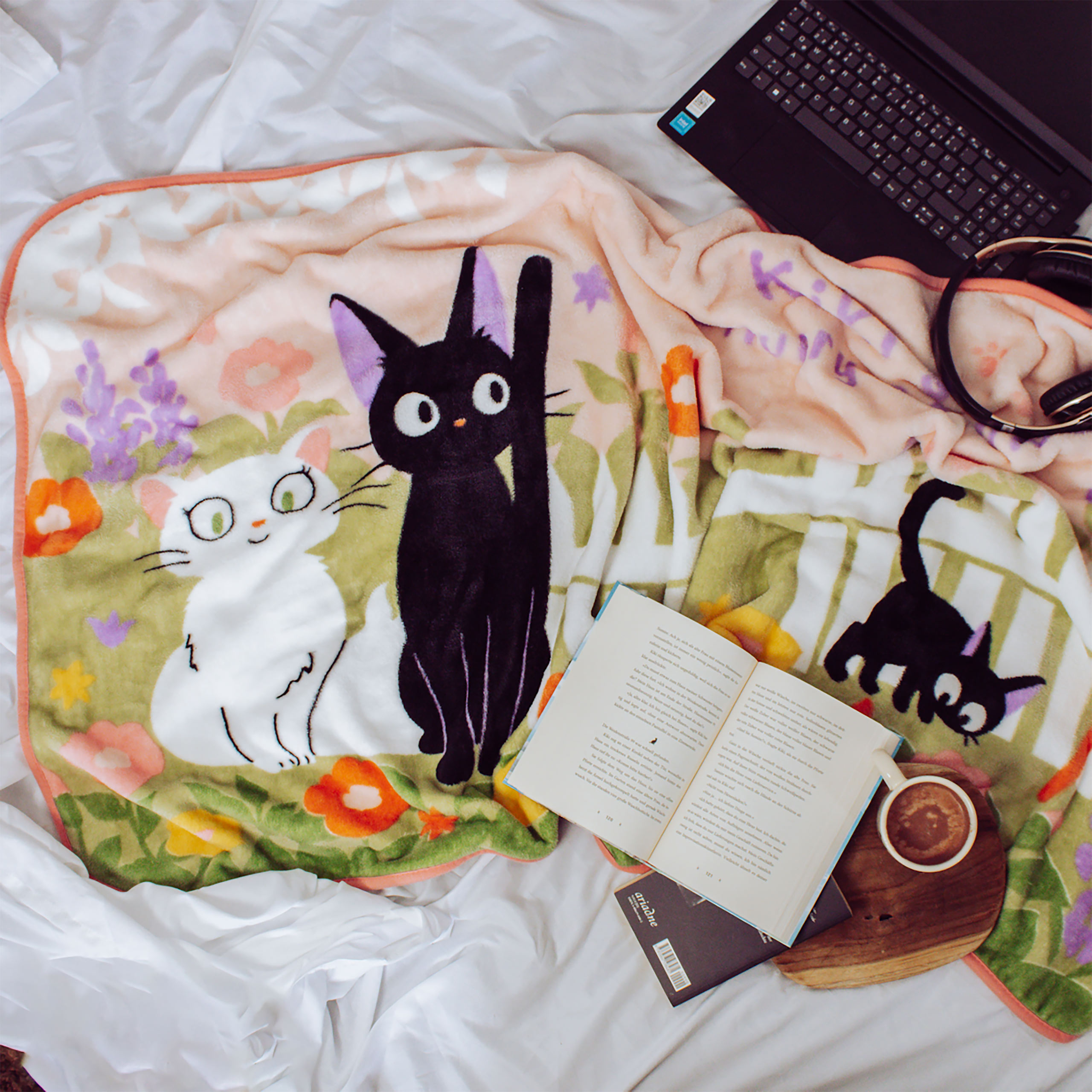 Kiki's Little Delivery Service - Jiji and Lily Blanket