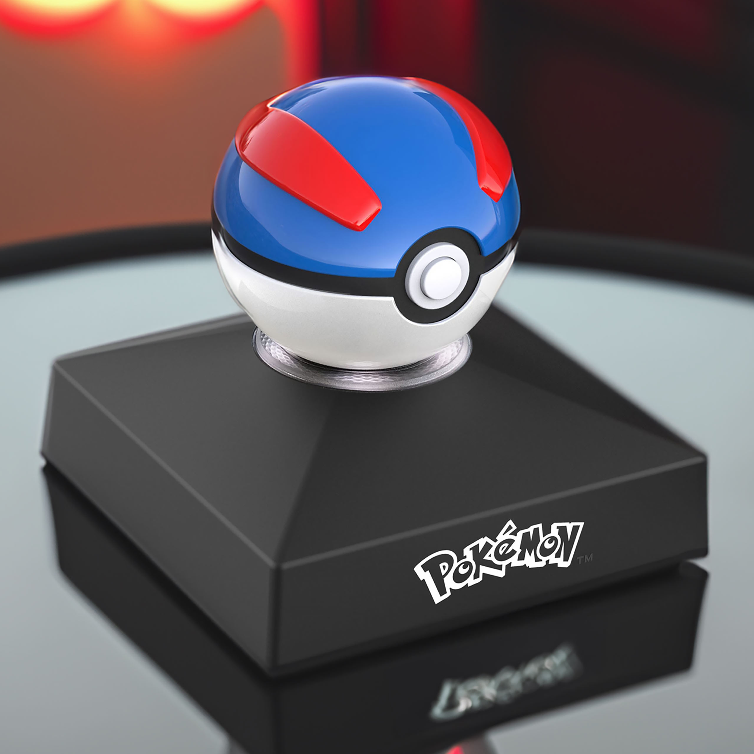 Pokemon - Mini réplica de Superball Pokeball con luz