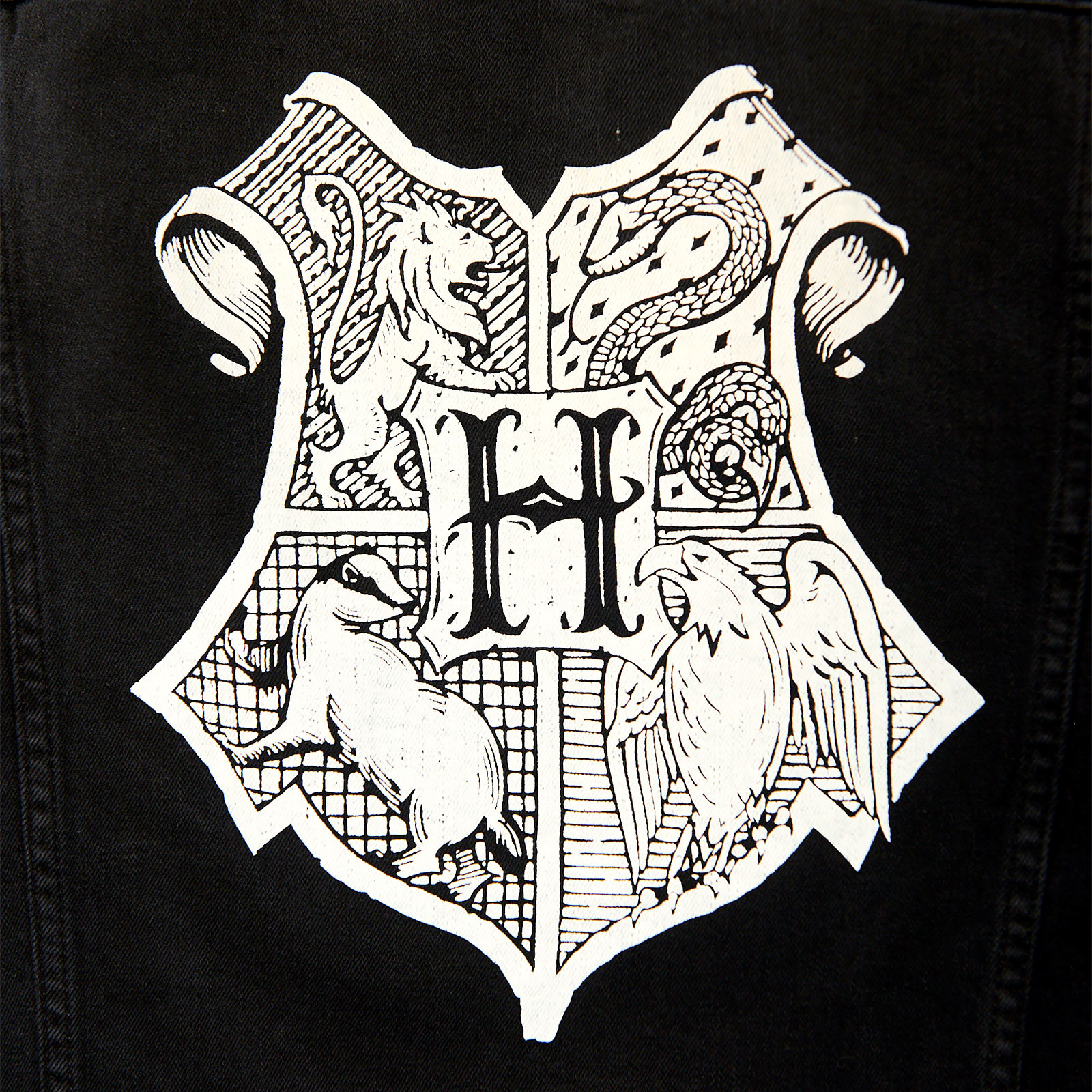 Harry Potter - Hogwarts Crest Denim Jacket Black