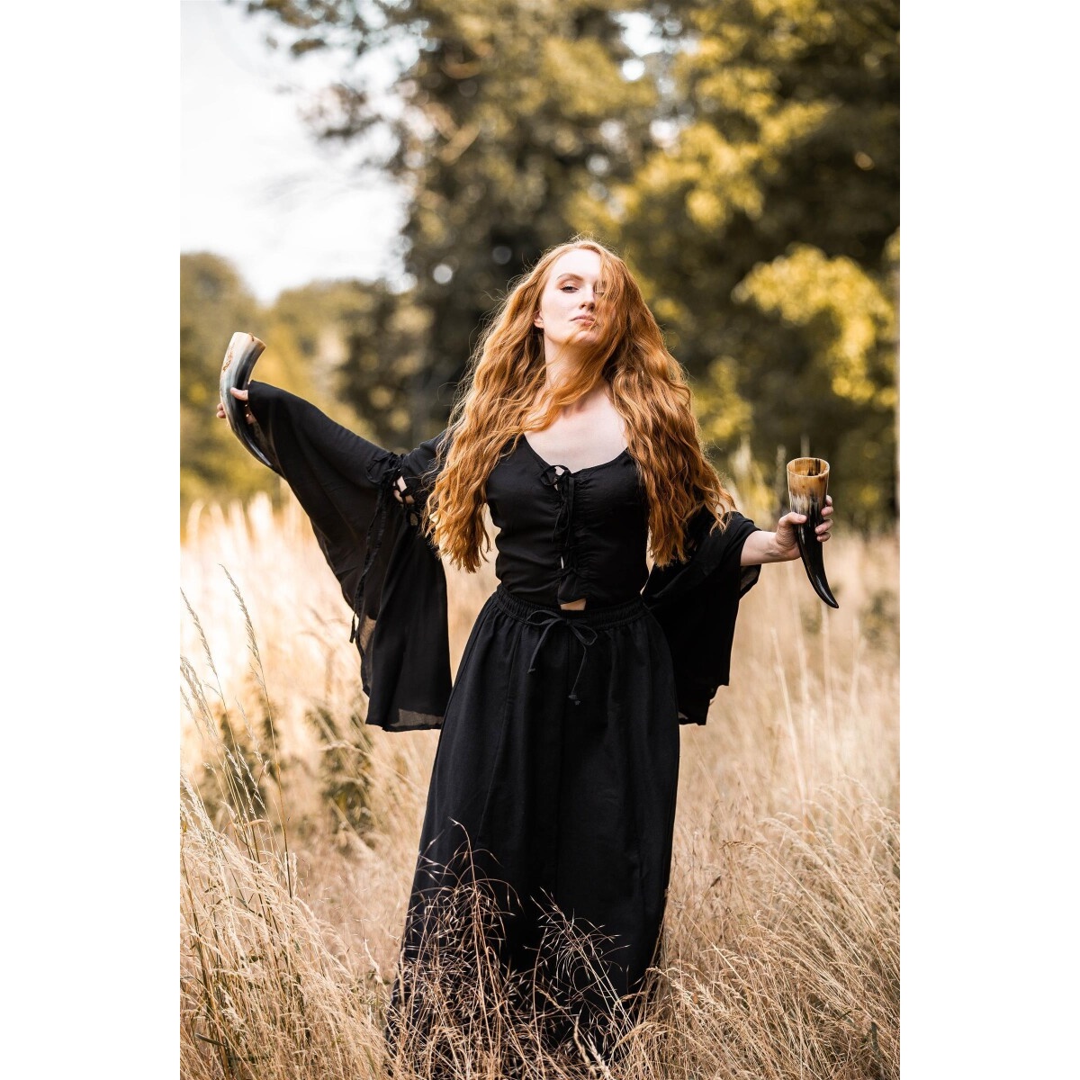 Medeltida blus Carmen svart