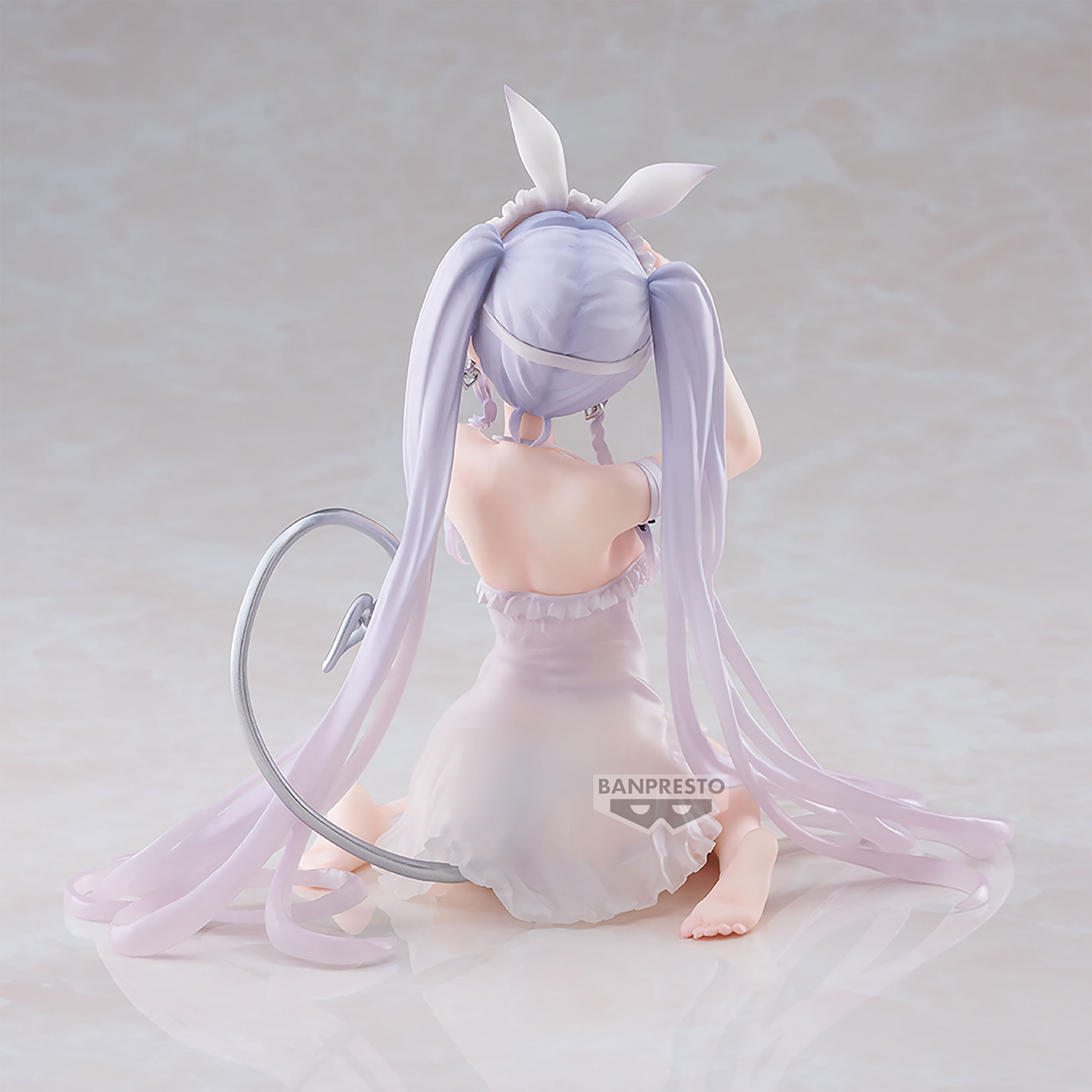 Sugar - Rurudo Espresto Figuur Sleepy Bunny Versie