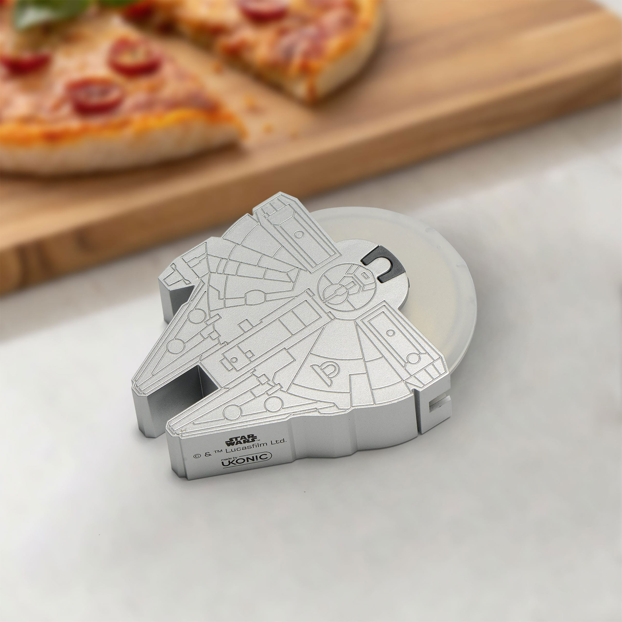 Découpe-pizza Faucon Millenium - Star Wars