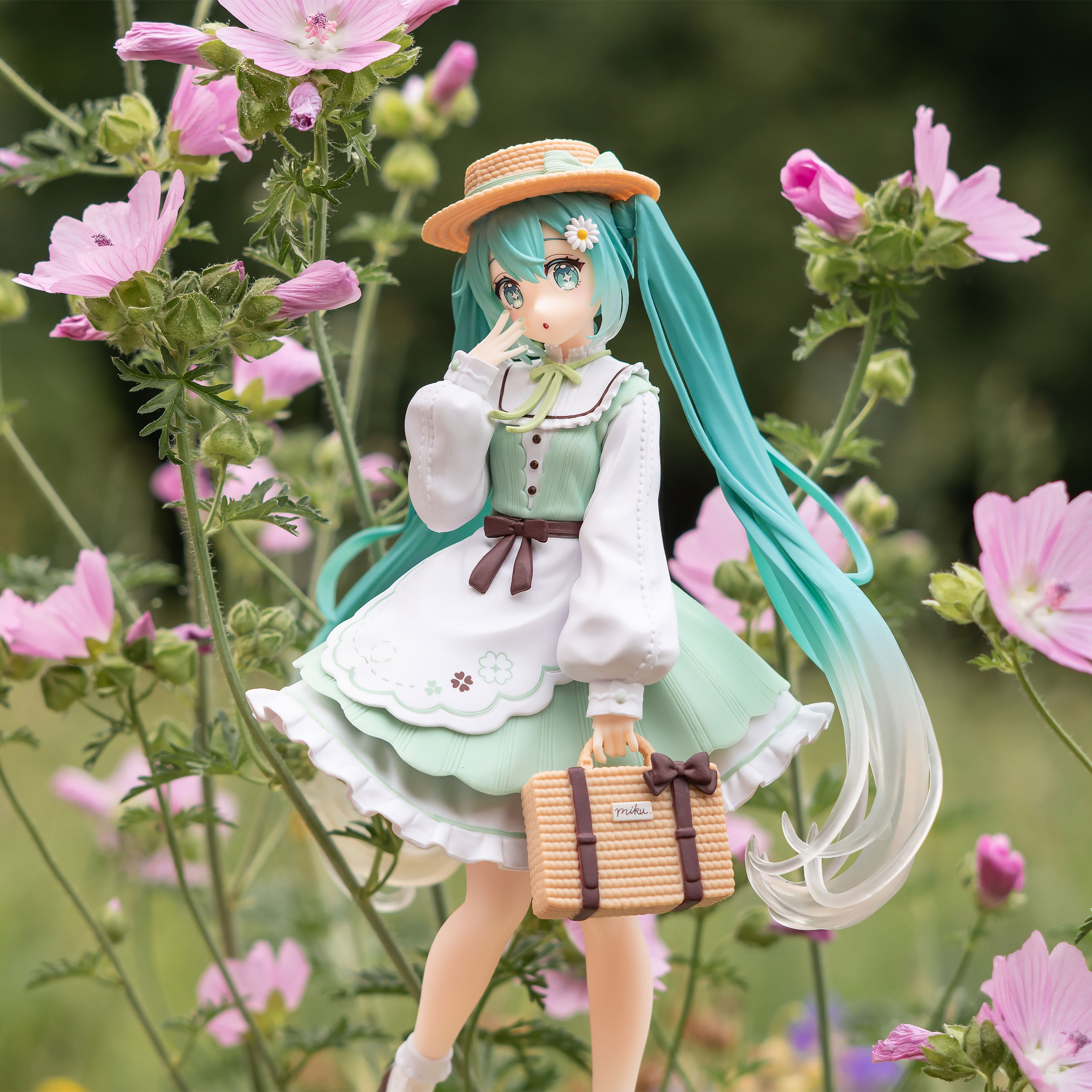 Hatsune Miku - Figura Fashion Country