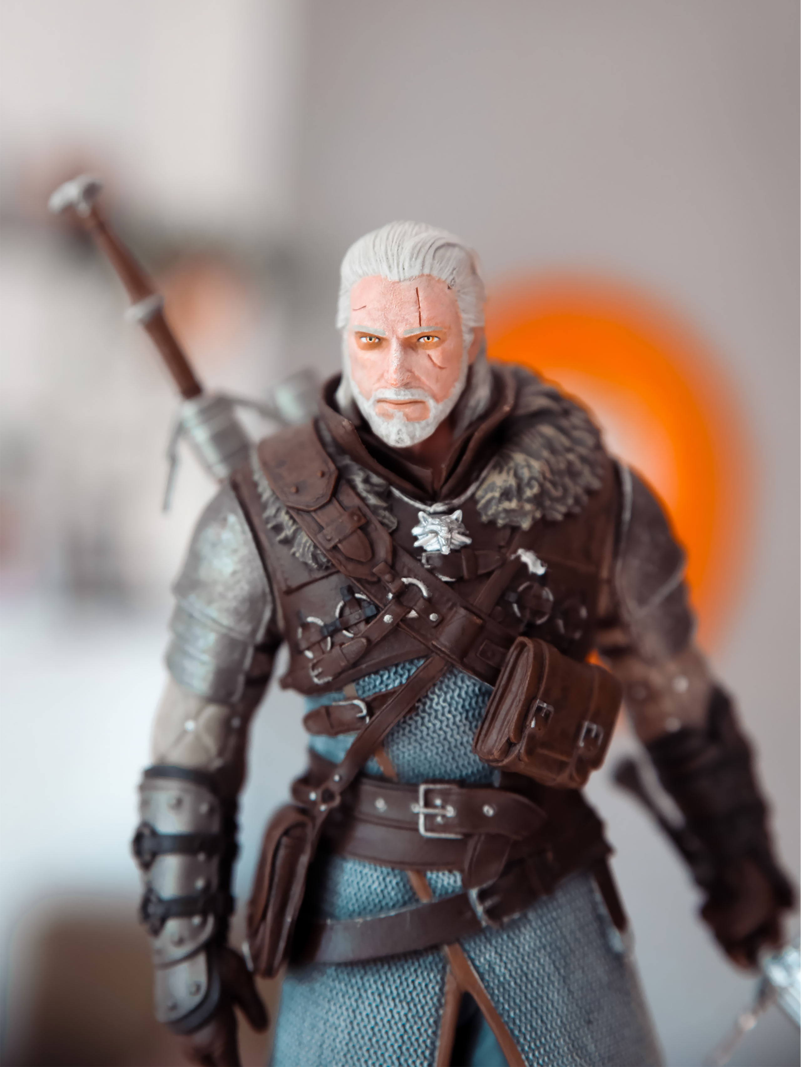 Witcher - Geralt Grandmaster Ursine Statue 24 cm