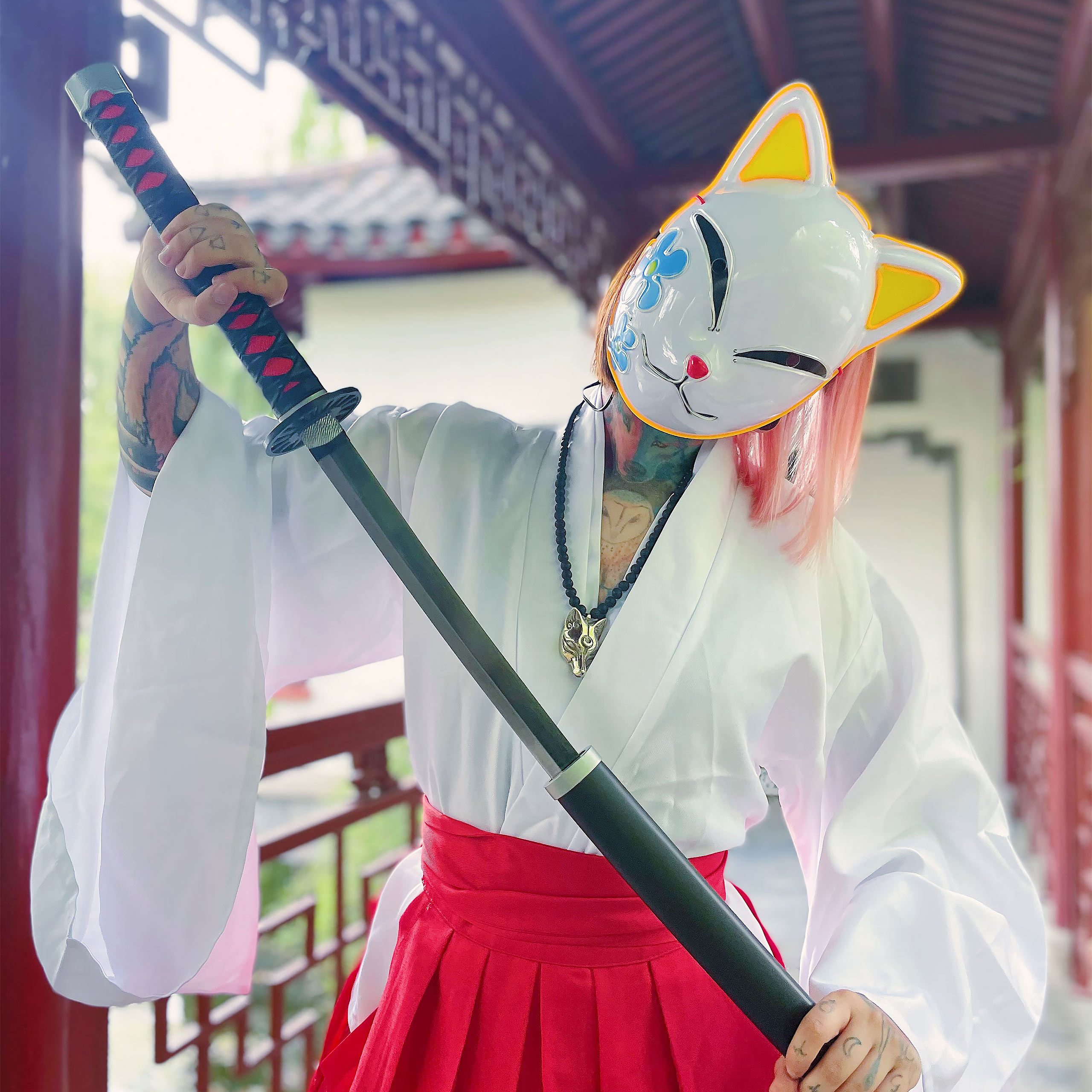 Replica Katana di Tanjiro Kamado con fodero per i fan di Demon Slayer