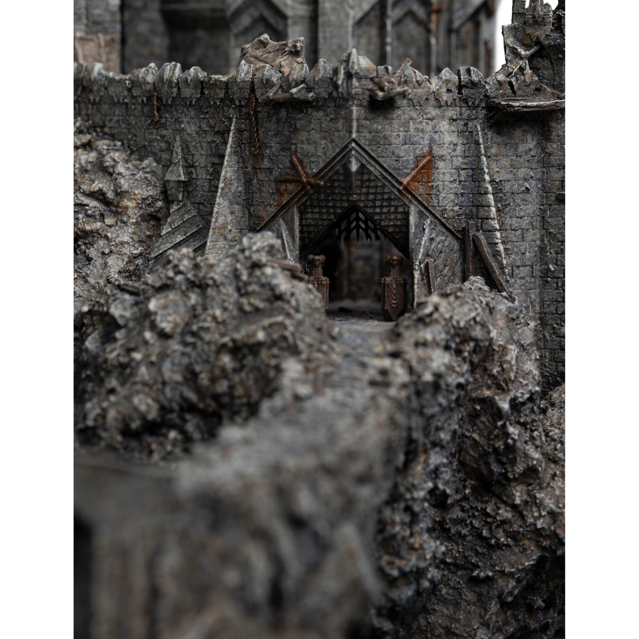 Lord of the Rings Statue Cirith Ungol - Limited Edition 33 cm