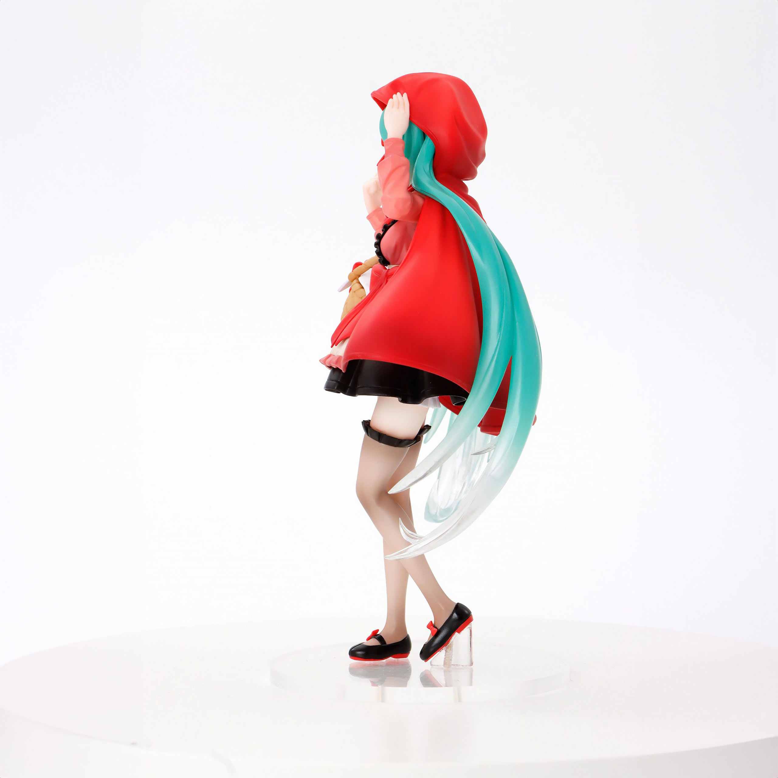 Hatsune Miku - Figura Wonderland Versión Caperucita Roja