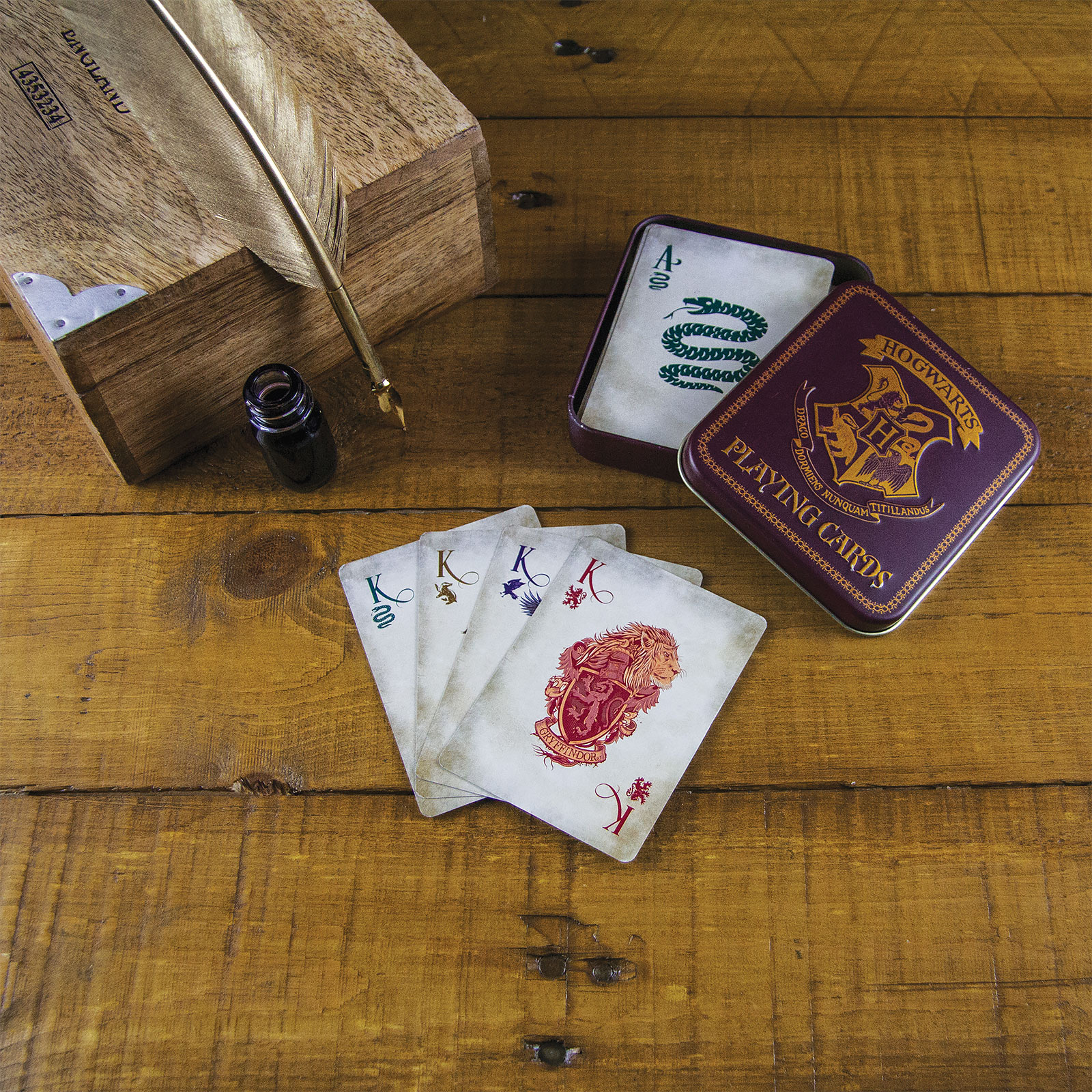 Harry Potter - Hogwarts Playing Cards in Metal Box