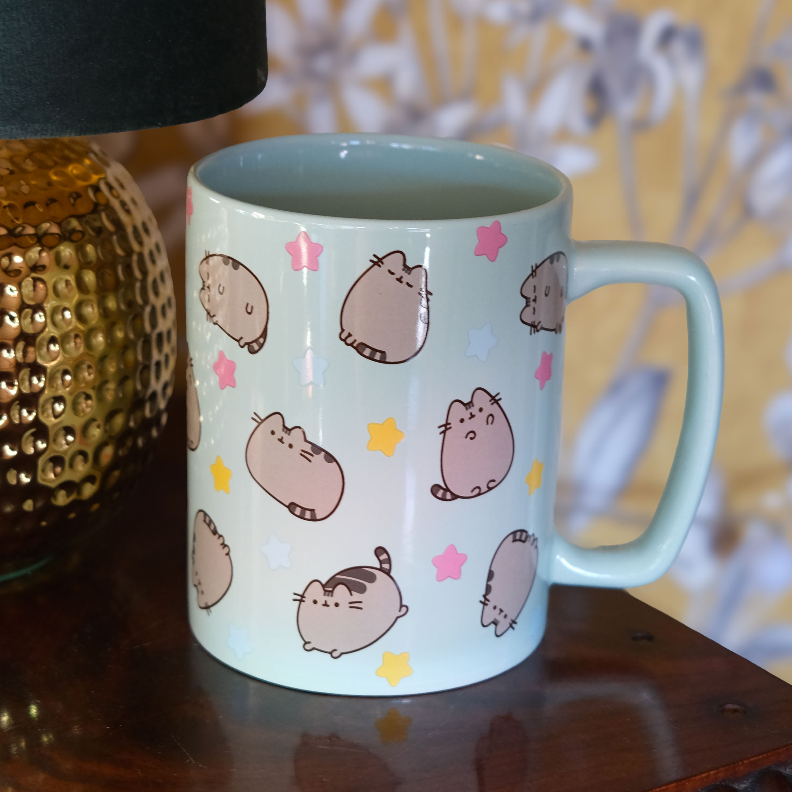 Pusheen - Taza con funda de peluche
