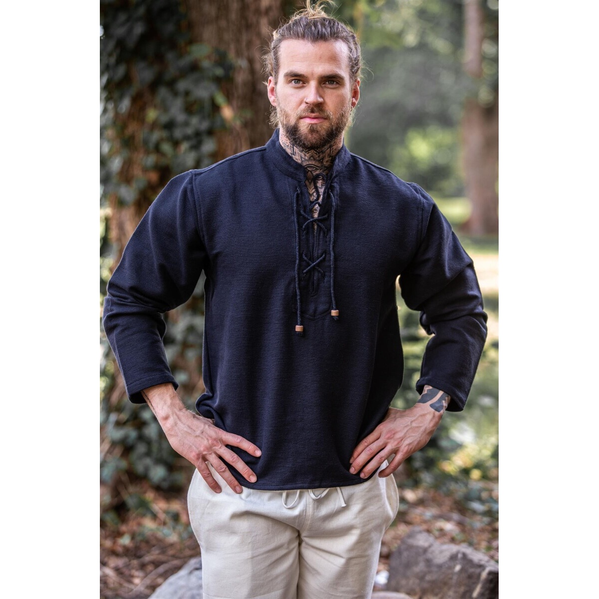 Średniowieczna bawełniana koszula Ingolf ręcznie tkana czarna