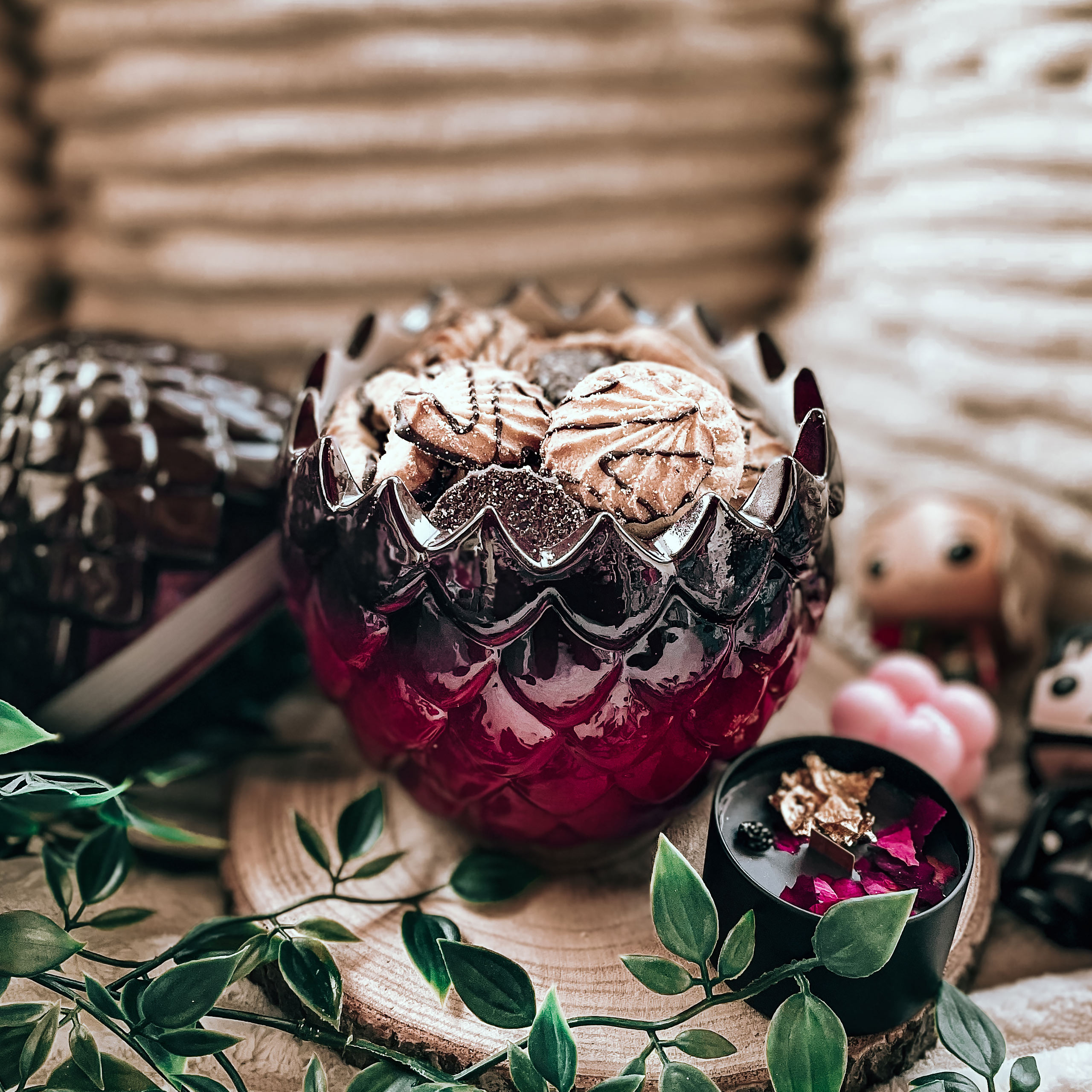 Juego de Tronos - Huevera y salero de huevo de dragón