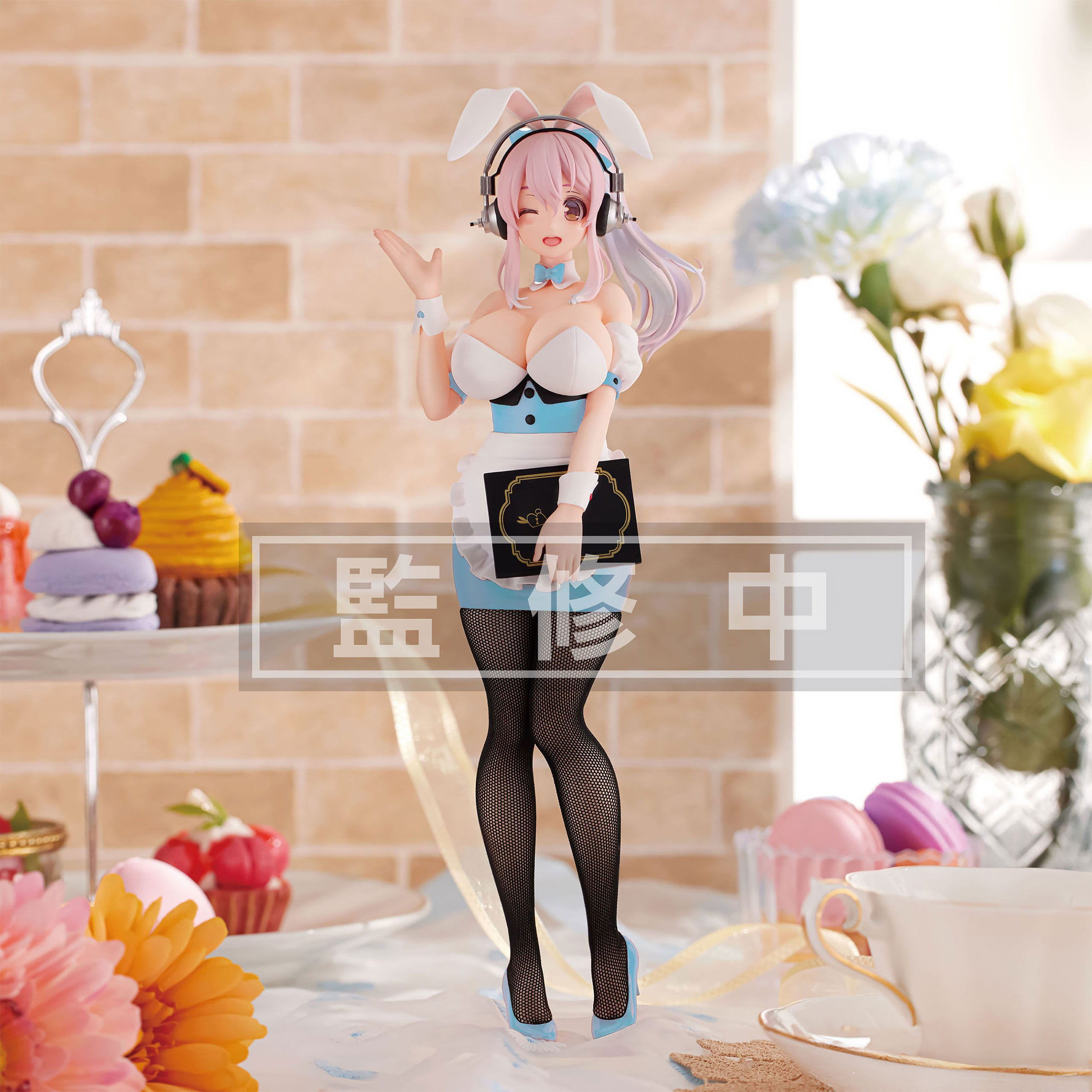 Super Sonico - BiCute Bunnies Figur Waitress Light Blue Color Version