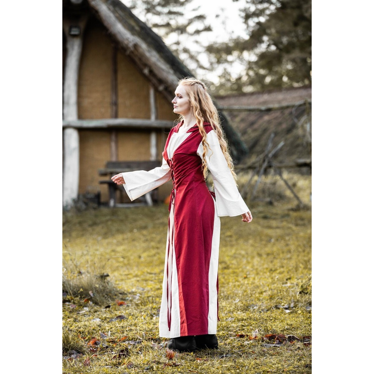 Medieval Dress Genefe red-beige