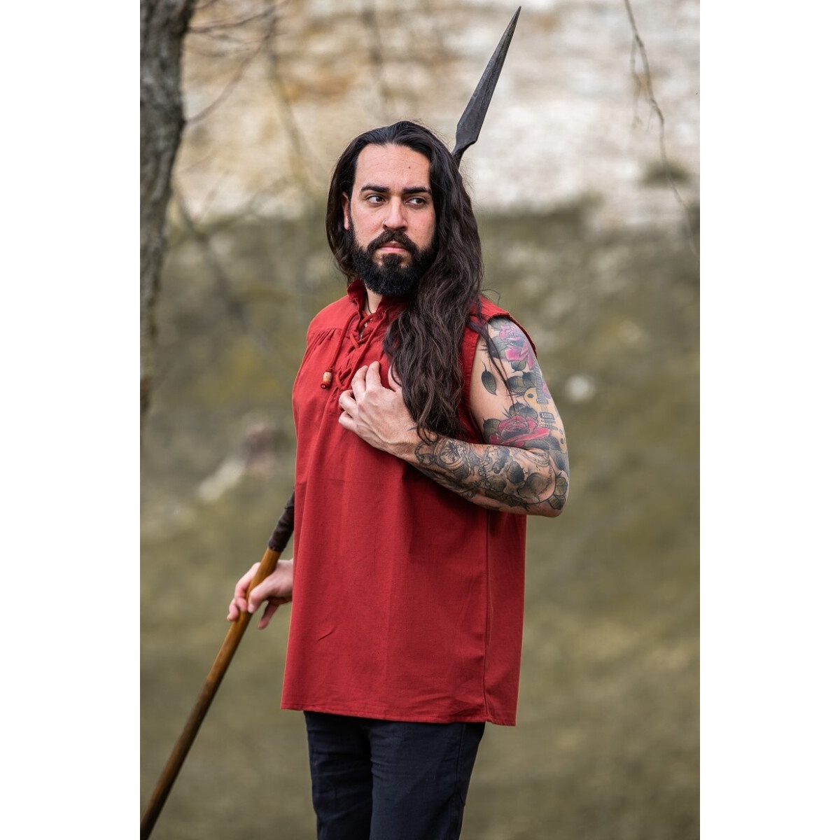 Medeltida snörskjorta med ståkrage Louis ärmlös röd