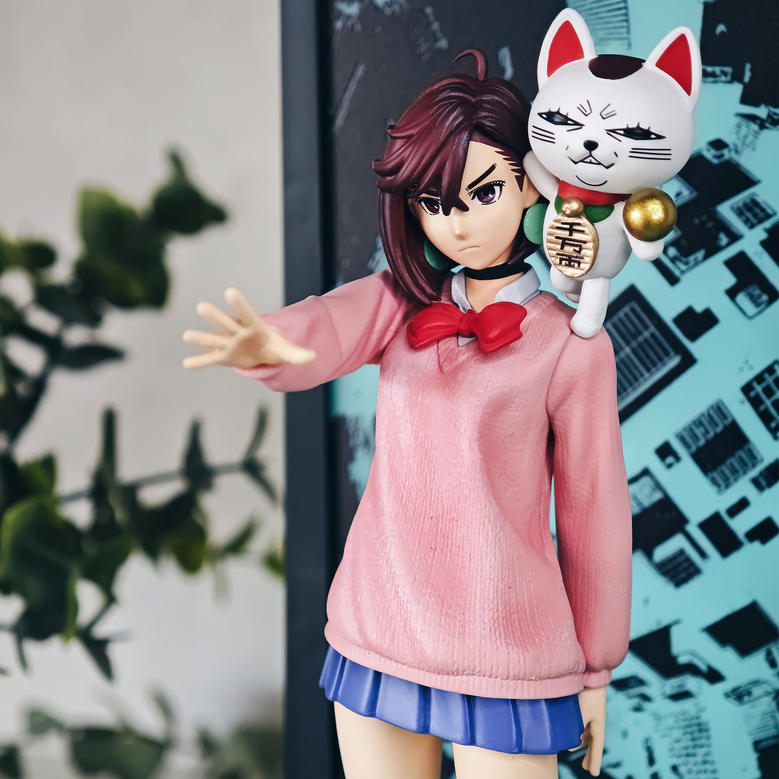 Dandadan - Figura Momo Neon 1:9
