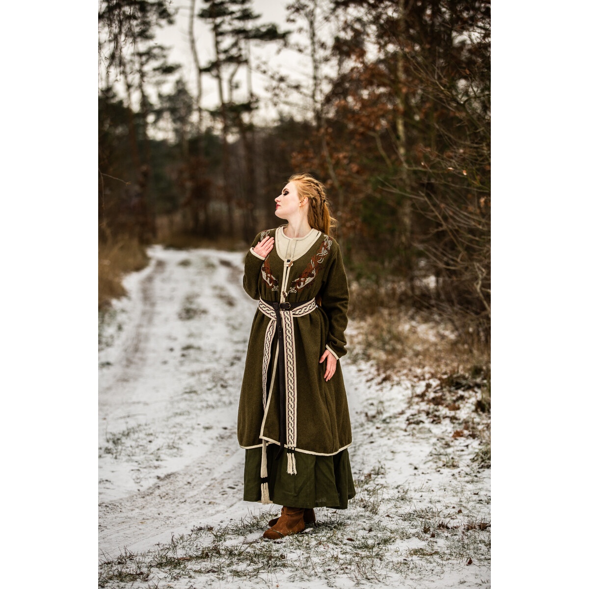 Medieval Birka Cloak Skadi green