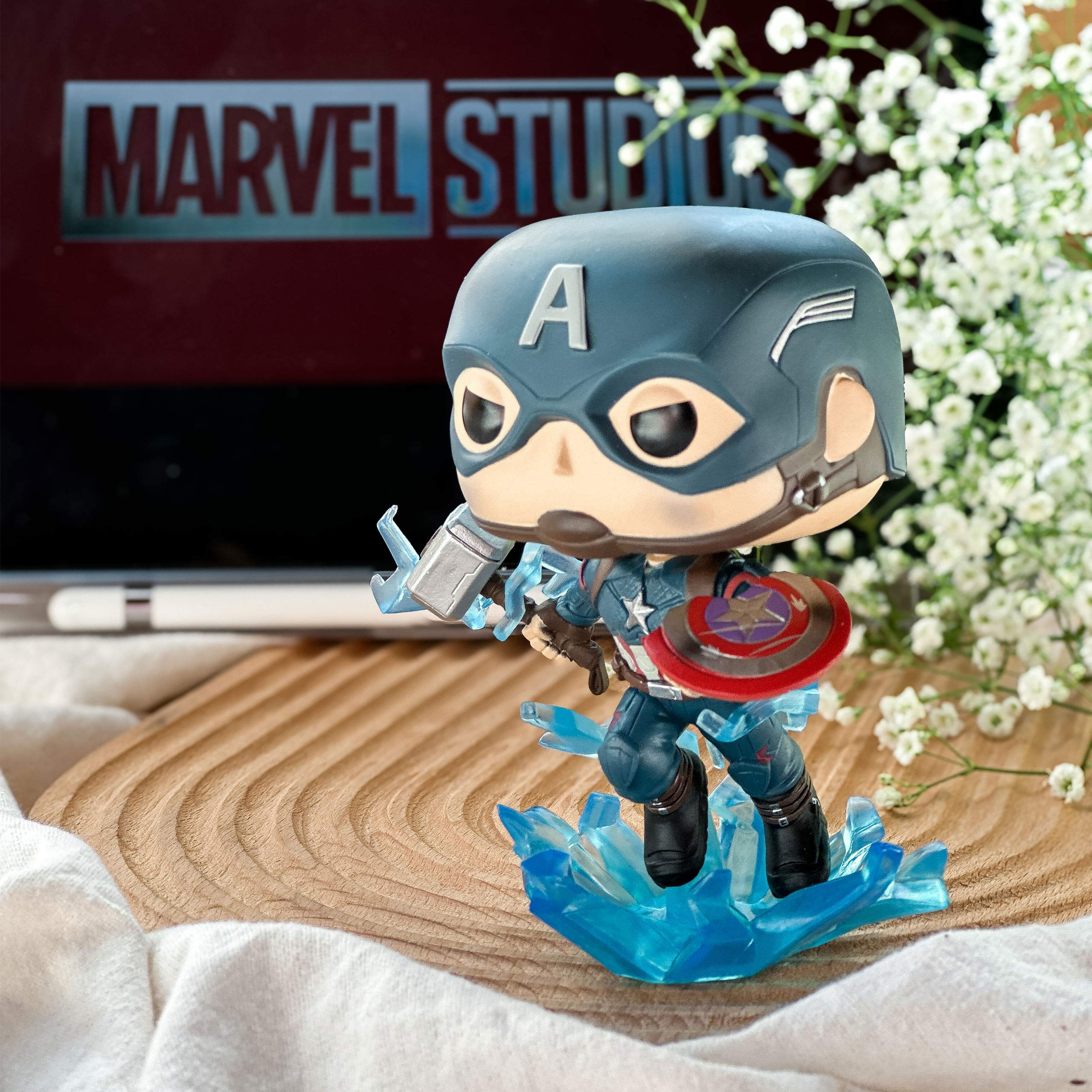 Avengers - Figura de cabeza oscilante Funko Pop de Captain America Mjölnir & Broken Shield Endgame