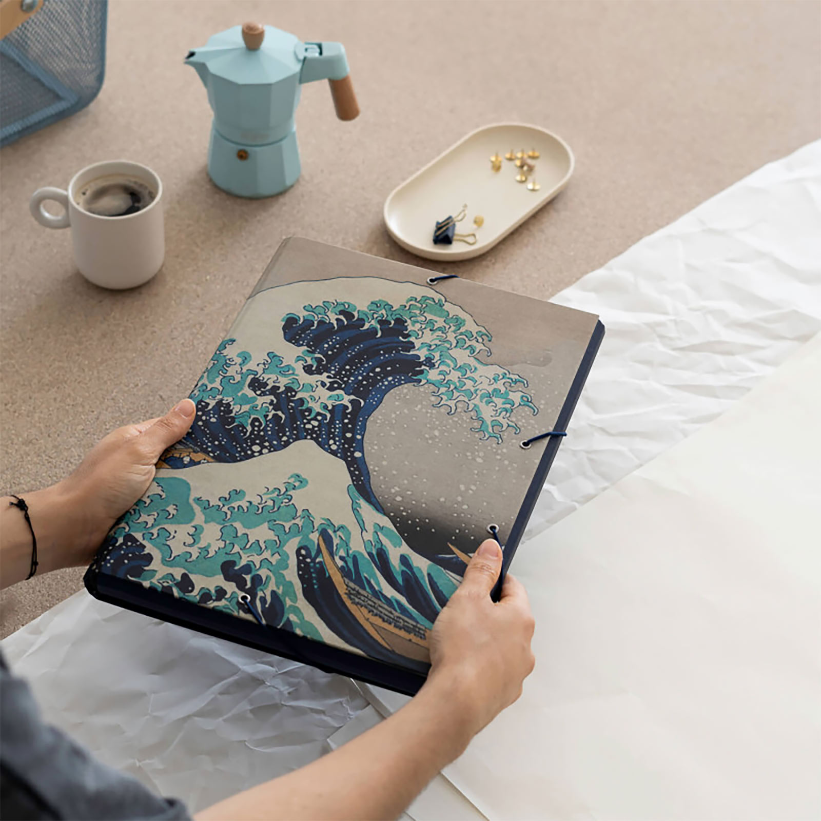 The Great Wave off Kanagawa - Katsushika Hokusai Document Folder