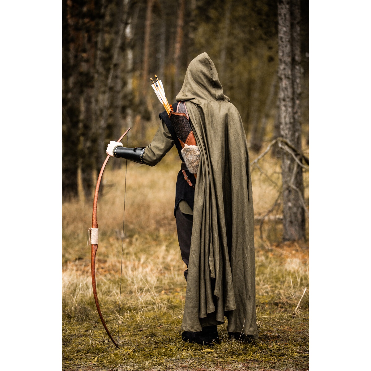 Medieval Linen Cloak Mimir green