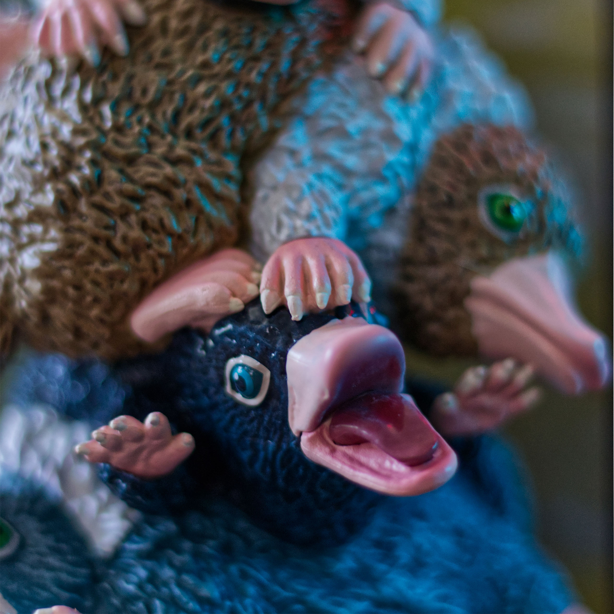 Animali Fantastici - Figura diorama di Niffler bebè