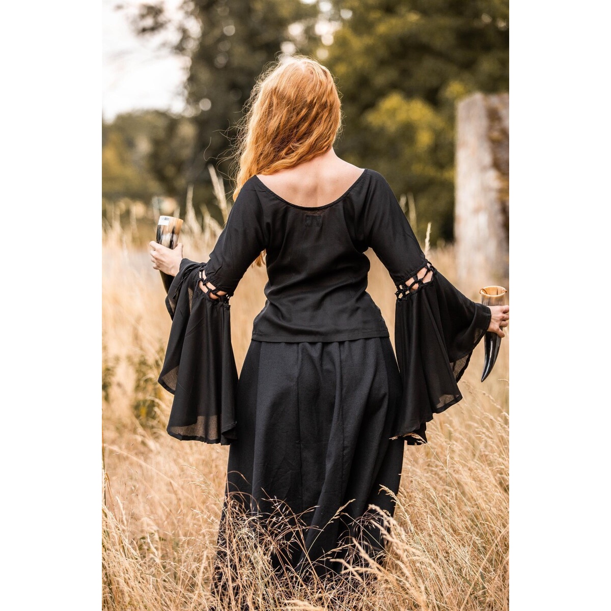 Medeltida blus Carmen svart