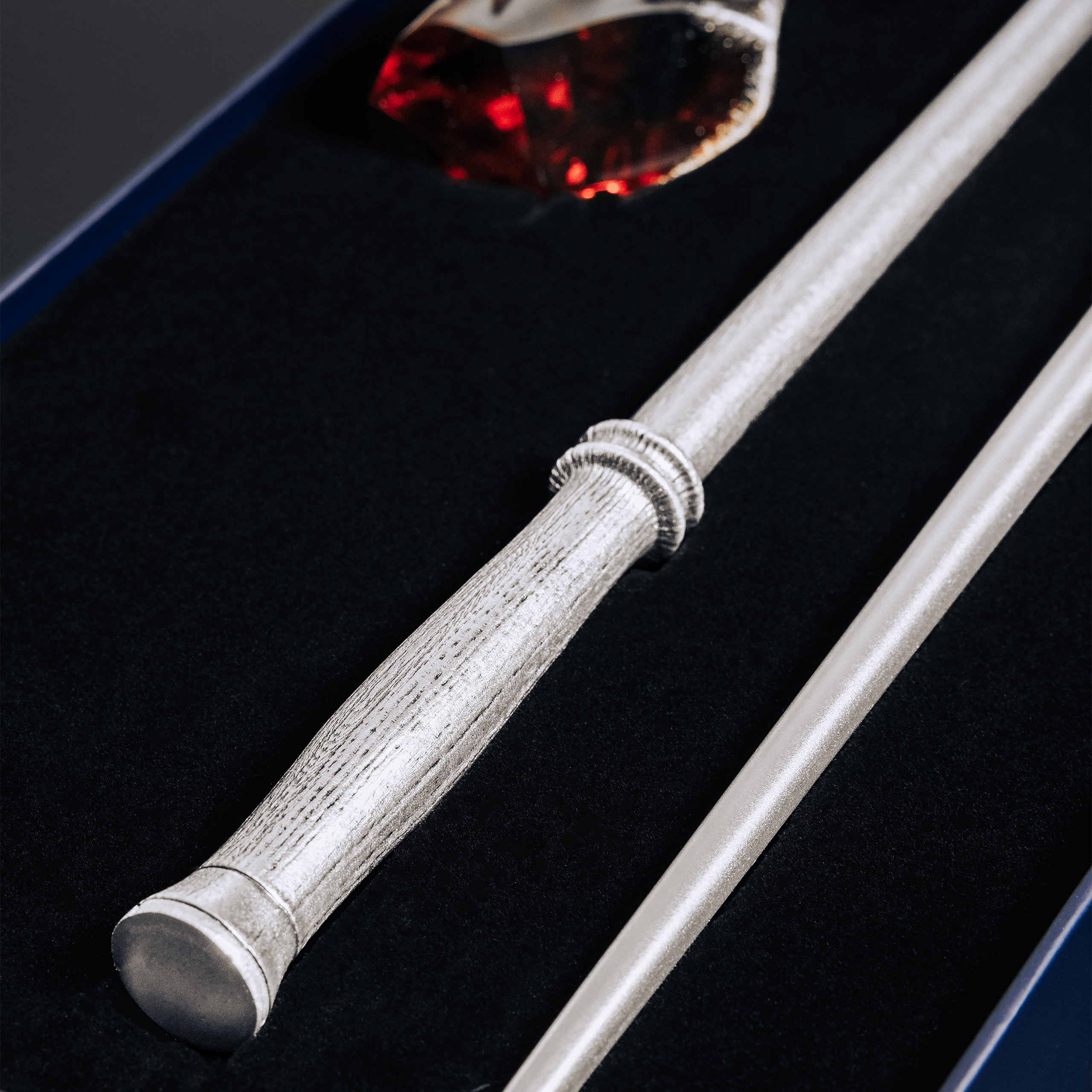 Harry Potter - Zauberstab 2er Set und Stein der Weisen Replik 25th Anniversary Geschenkset