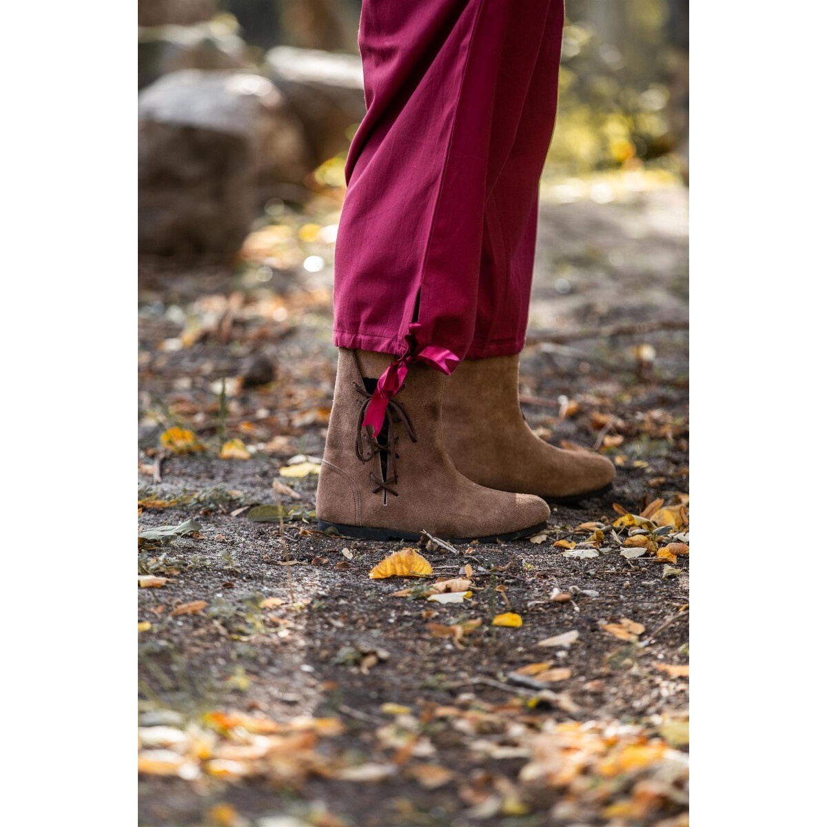 Calzoni medievali al ginocchio Vincent rosso