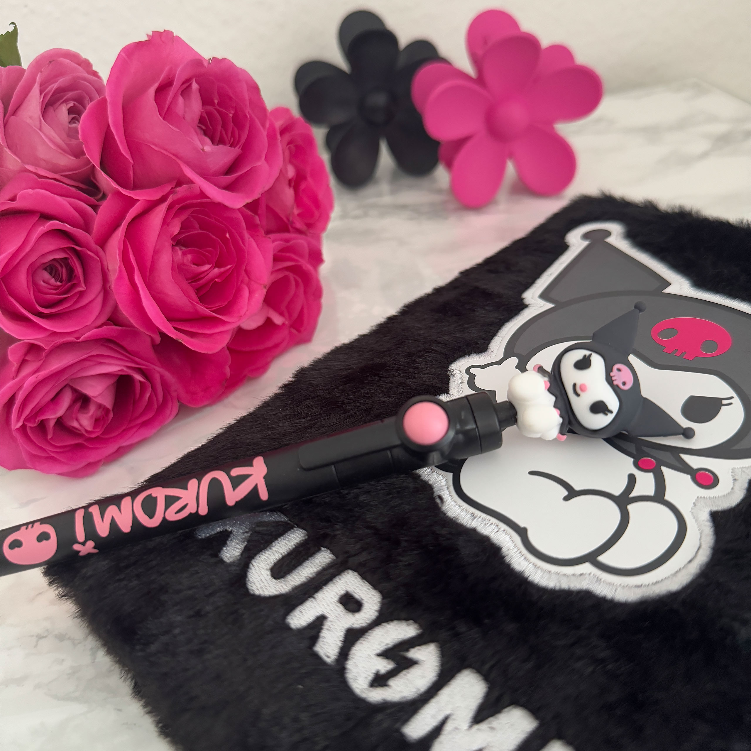 Hello Kitty - Taccuino in Peluche Kuromi