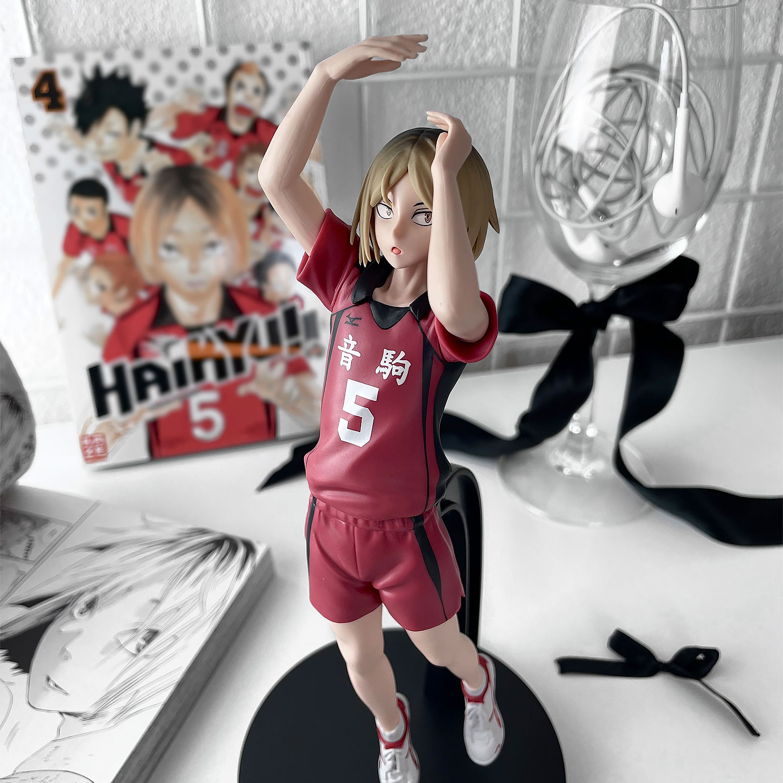 Haikyu!! - Kenma Kozume Posing Figuur