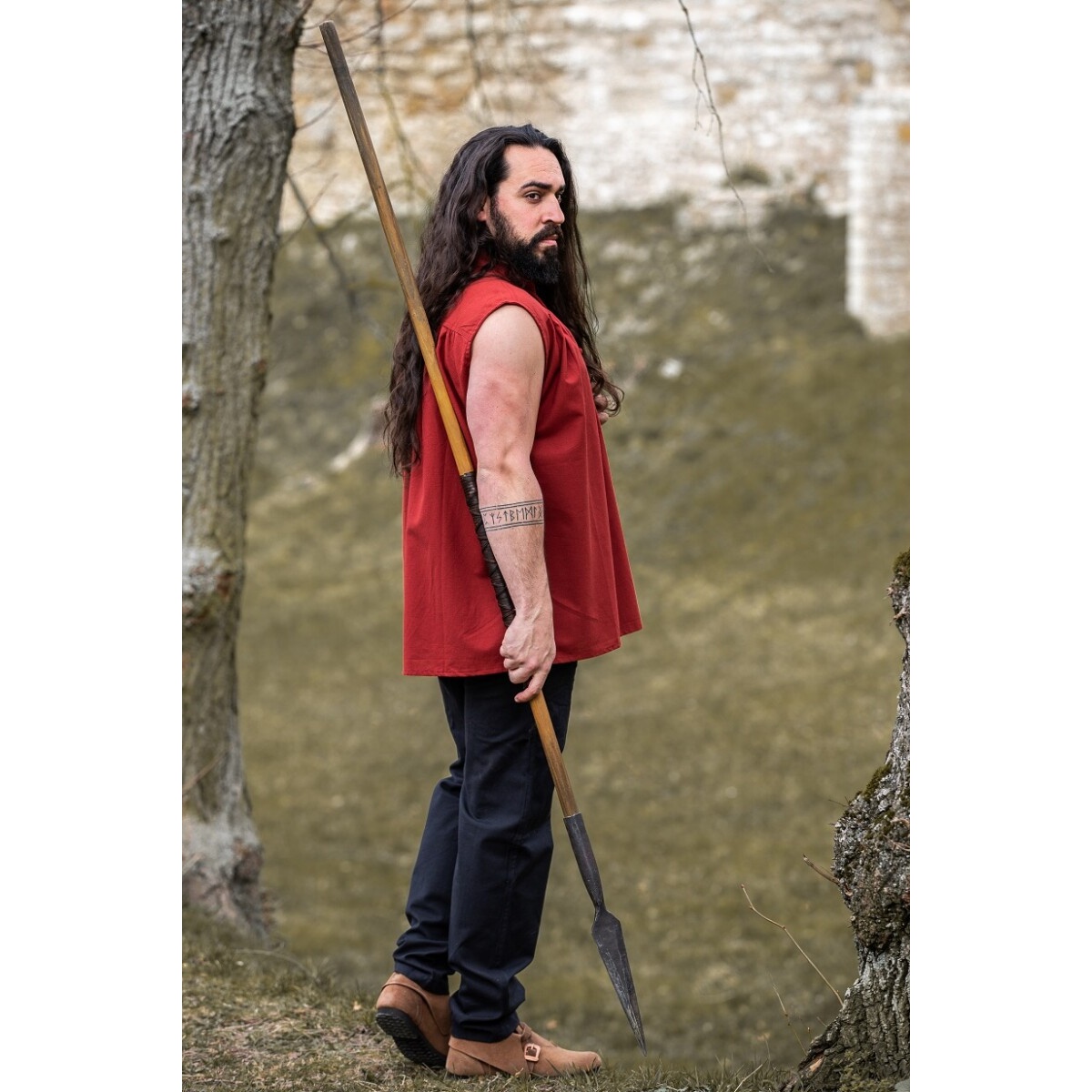 Medeltida snörskjorta med ståkrage Louis ärmlös röd