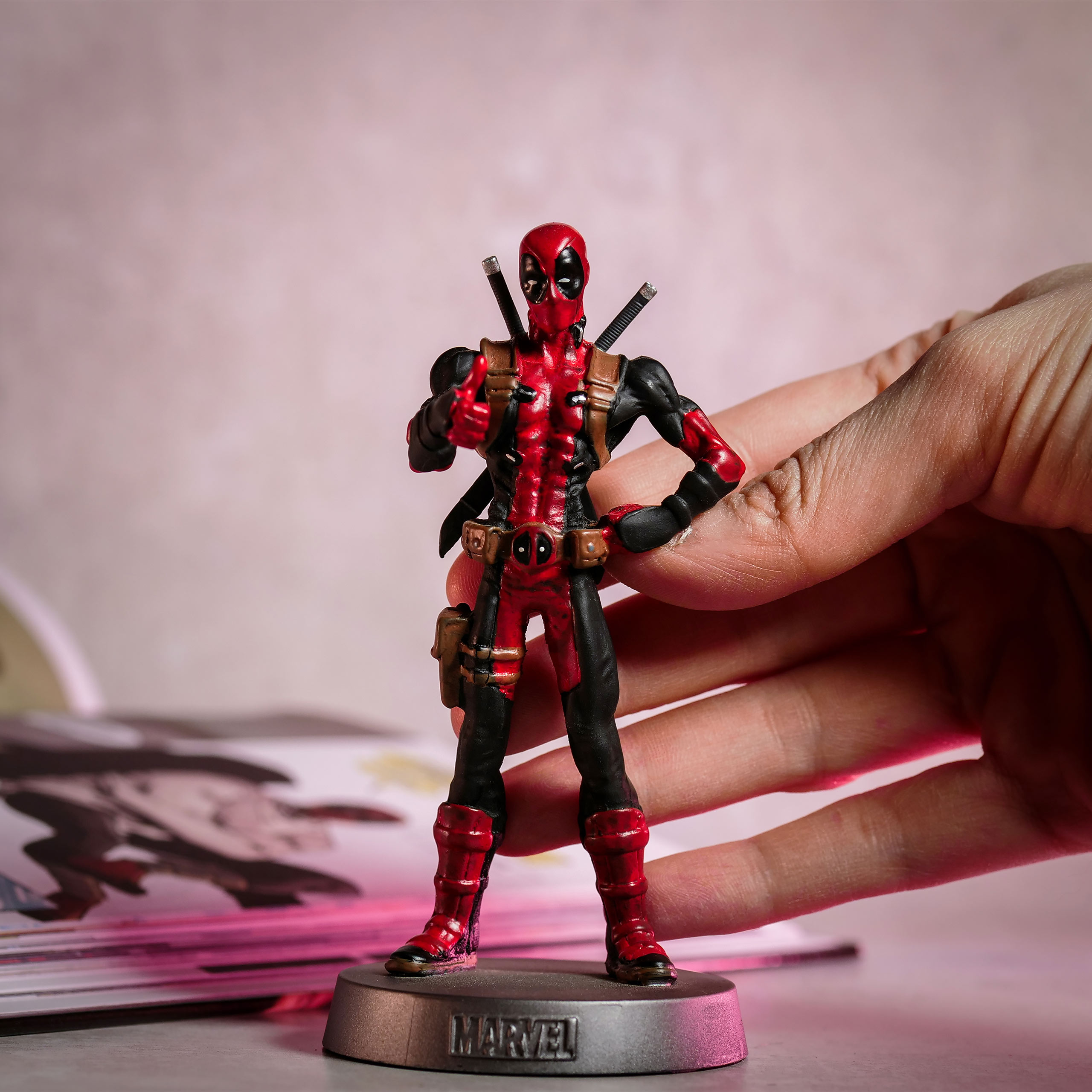Deadpool - Figurine en métal Heavyweights dans une boîte de collection