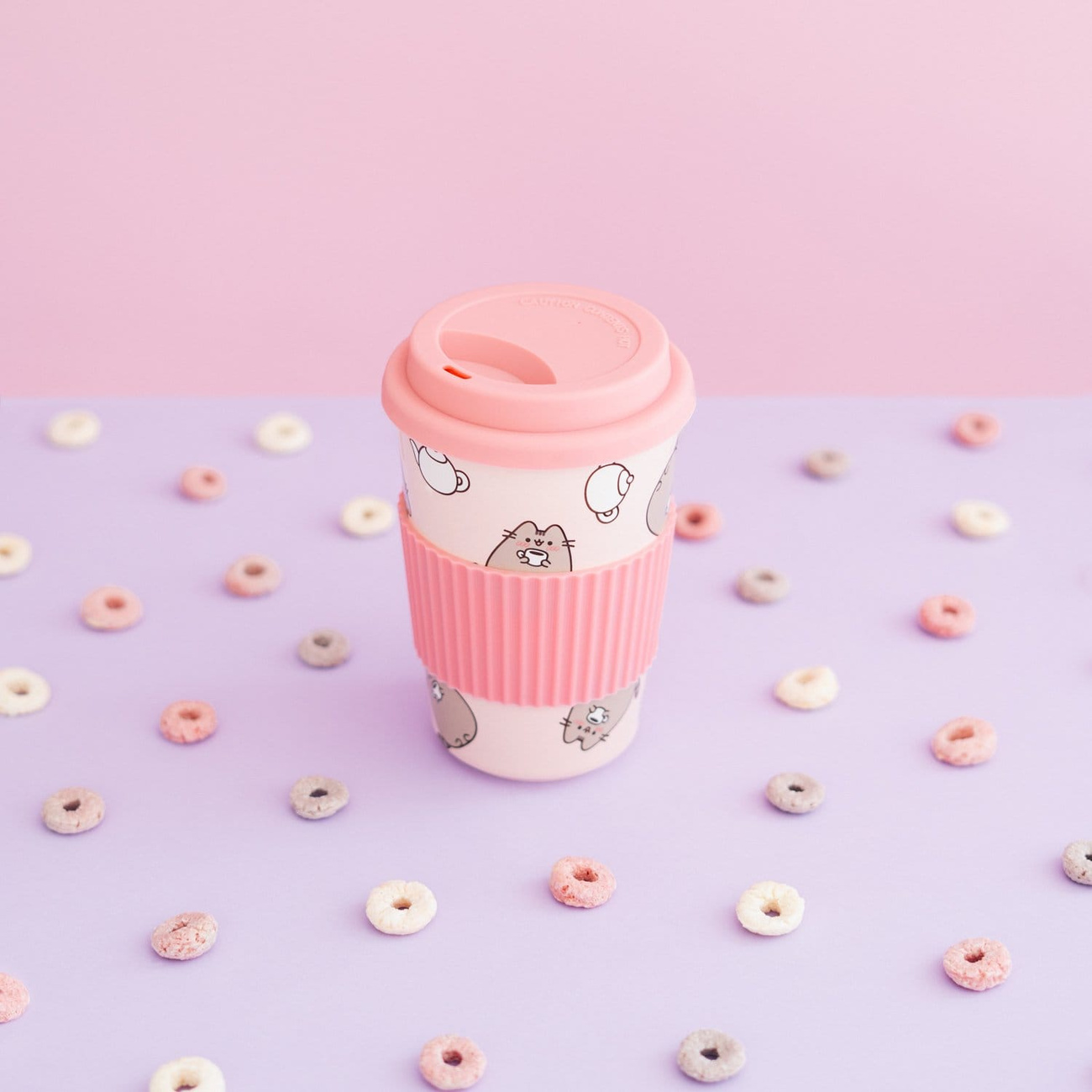 Kubek ceramiczny Pusheen z pokrywką 400 ml