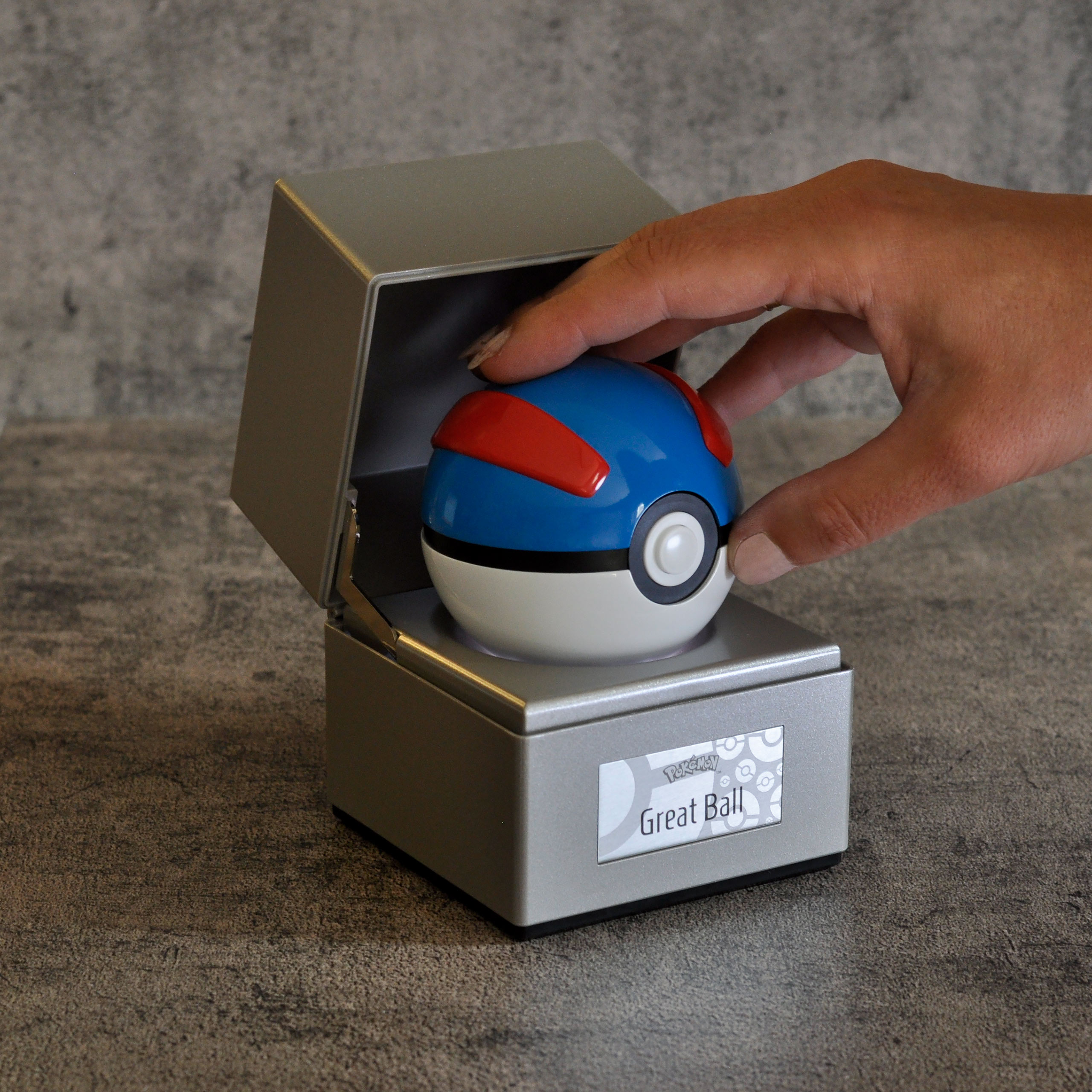 Pokemon - Superball Replica met Licht