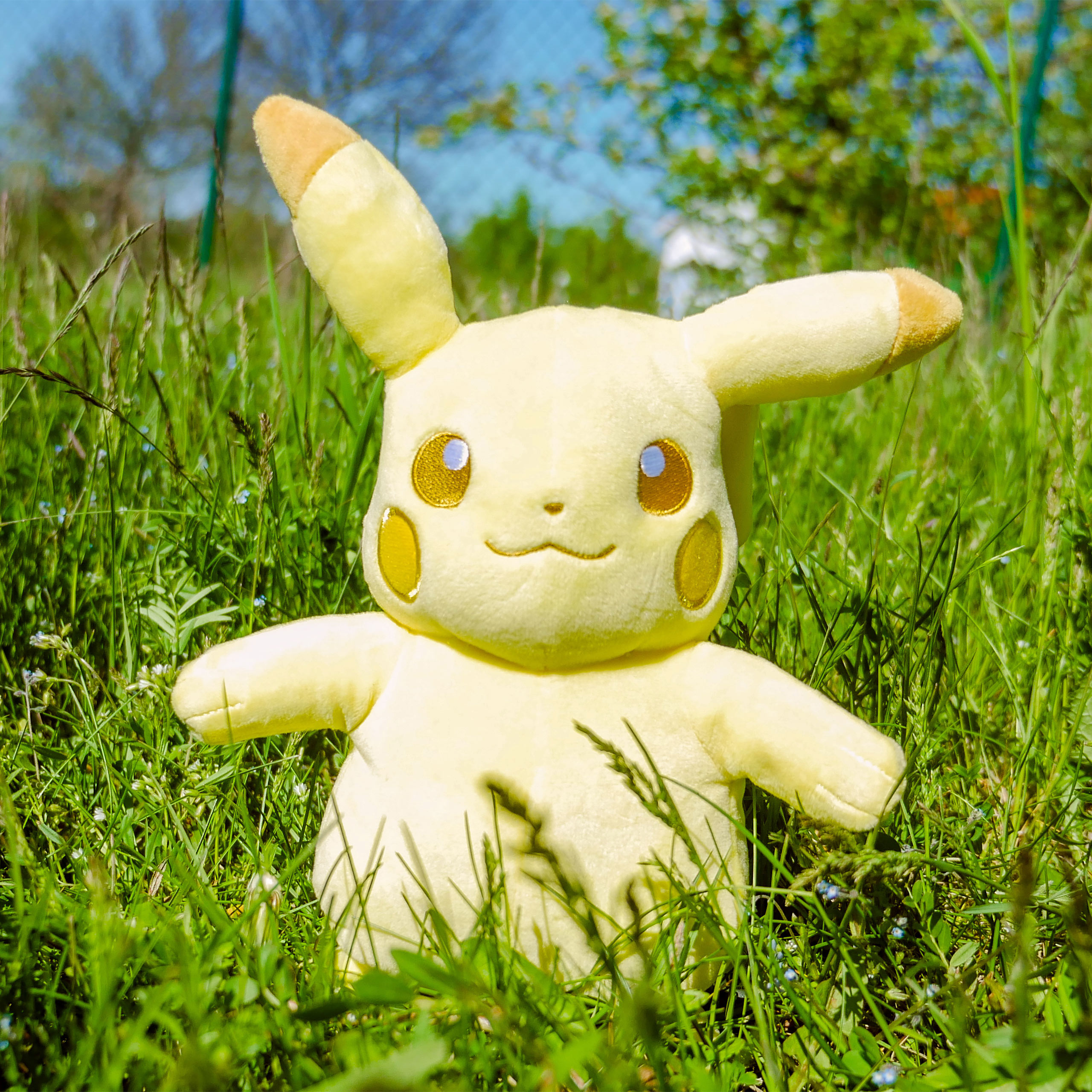 Pokemon - Pikachu Monochroom Pluche Figuur 24 cm
