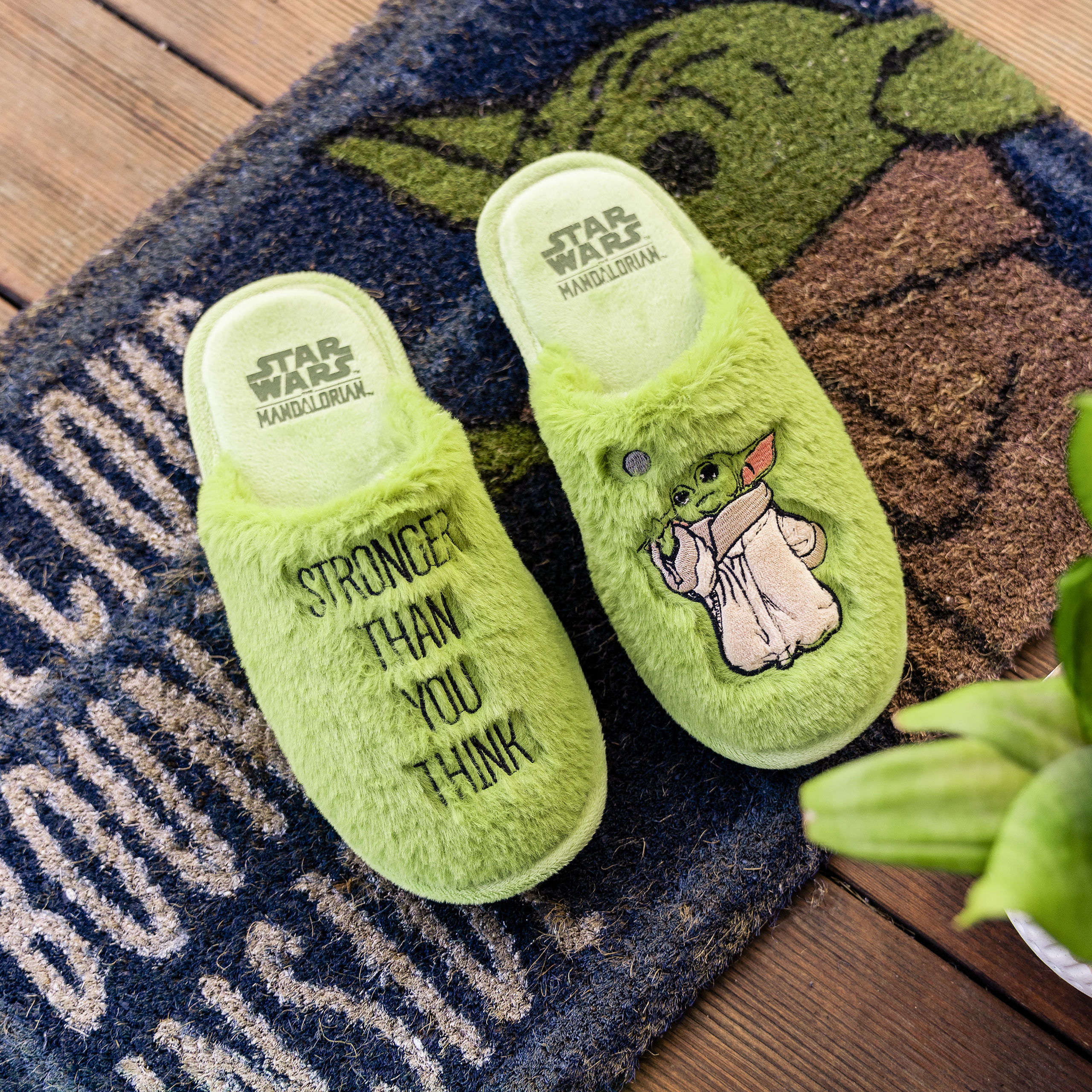 Grogu Slippers - Star Wars The Mandalorian