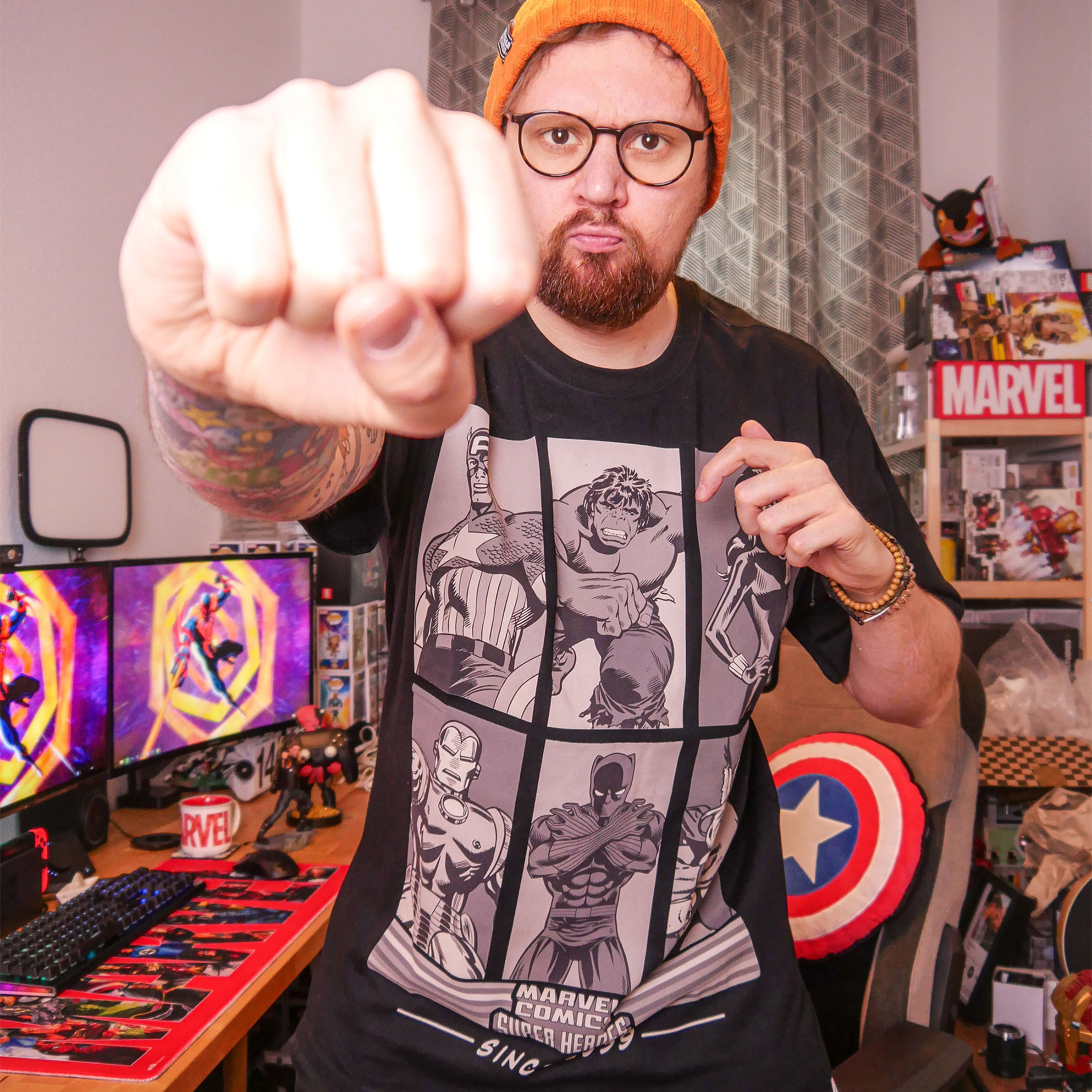 Marvel Comics - Super Heroes Since 1939 Oversize T-Shirt Zwart