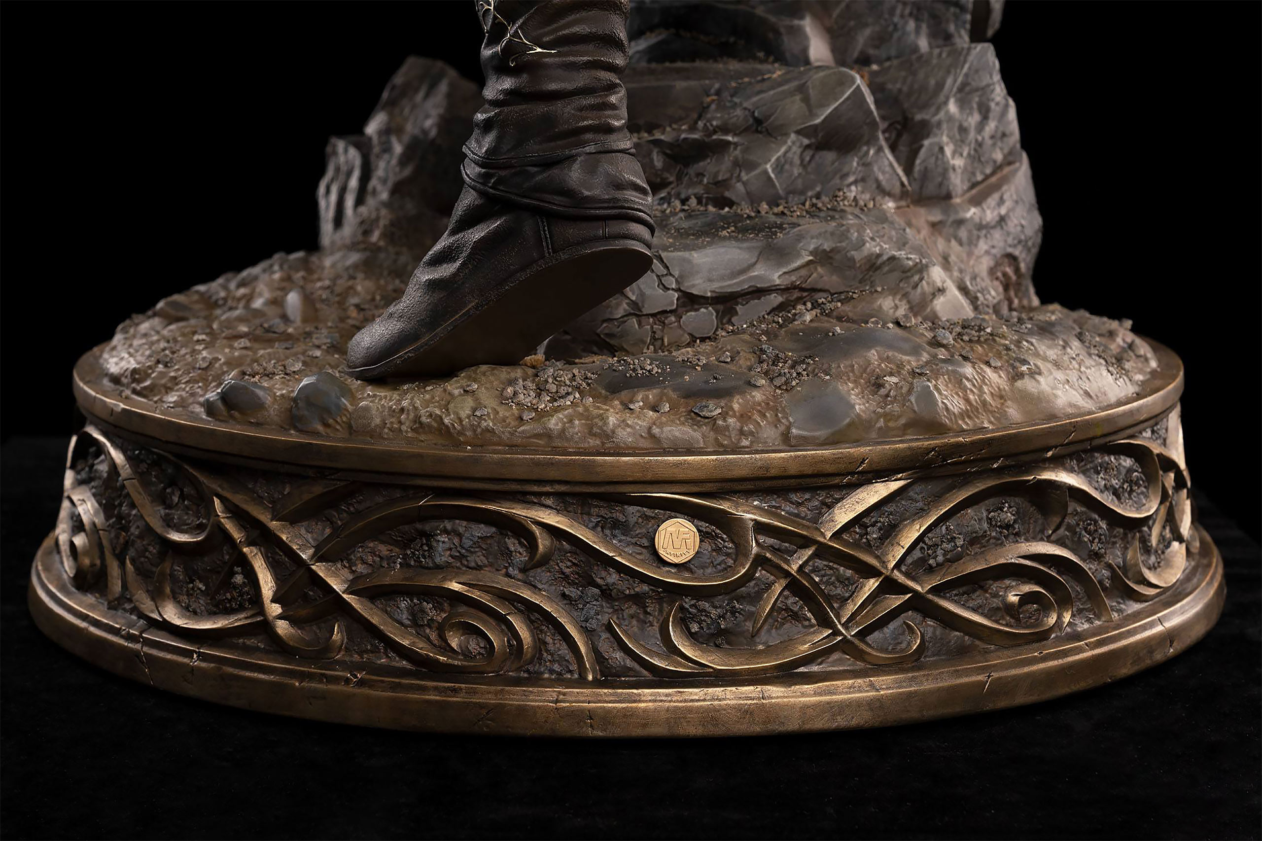 Lord of the Rings - Legolas Premium Collector Statue 1:2