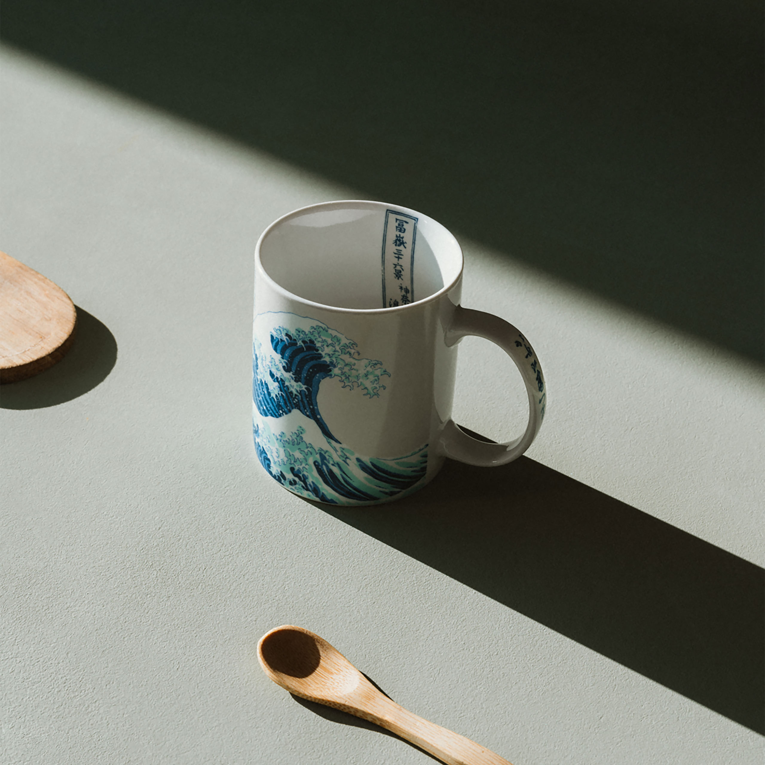 La gran ola de Kanagawa - Taza Katsushika Hokusai