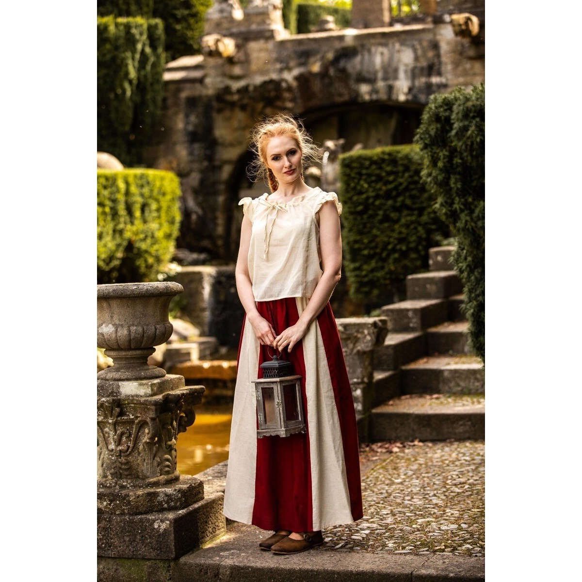 Średniowieczna letnia bluzka Lotte z falbanami beżowa