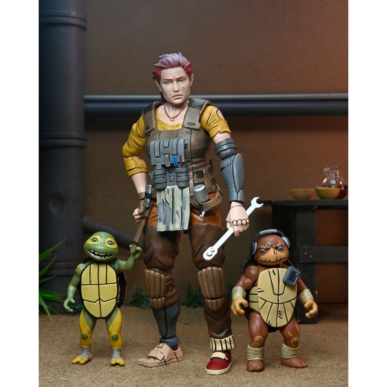 Teenage Mutant Ninja Turtles (The Last Ronin The Lost Years) action figure Grammy April with Baby Yi & Moja 18 cm