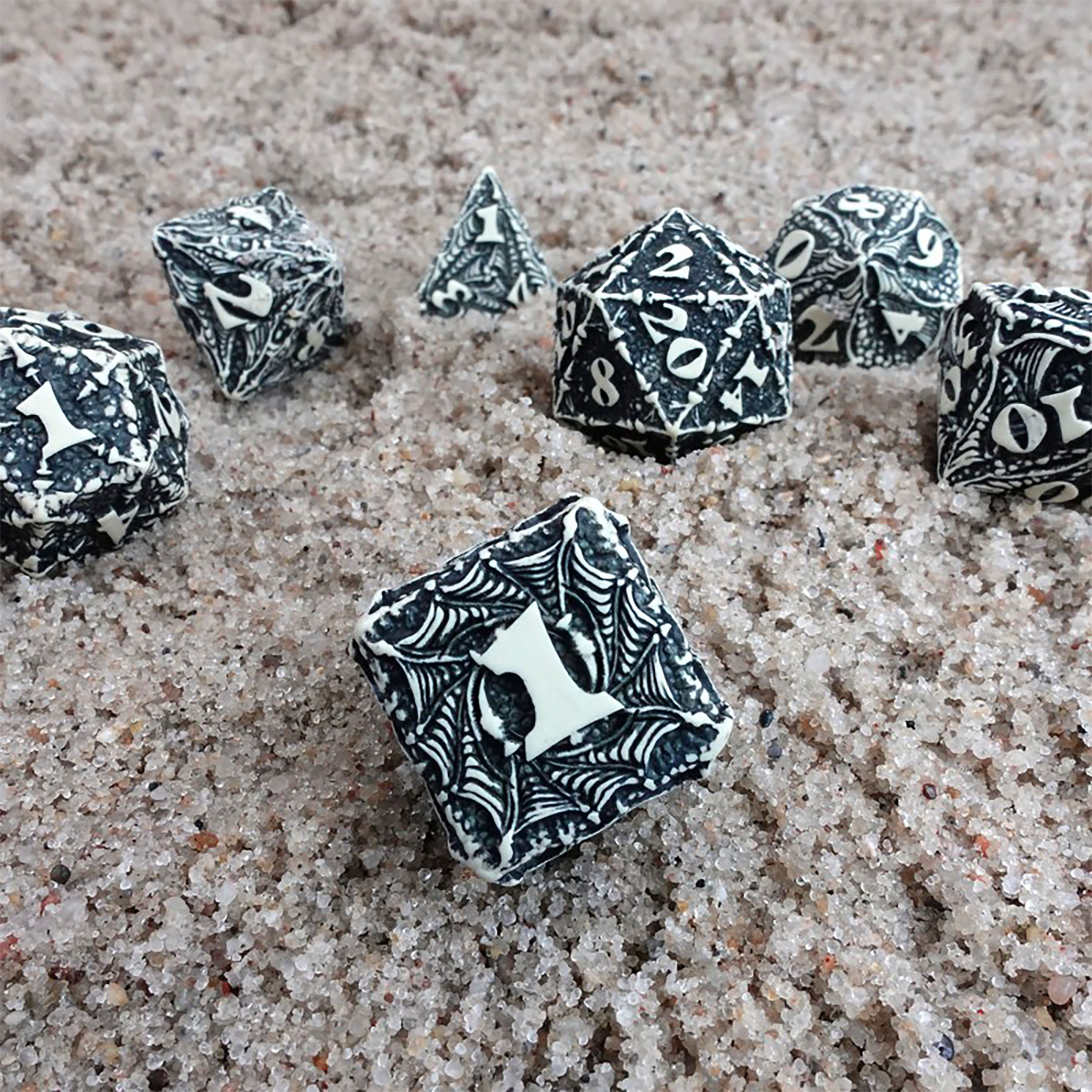 Dracopolis - De Scandinavische Blackfang Dobbelsteen Set 7-delig