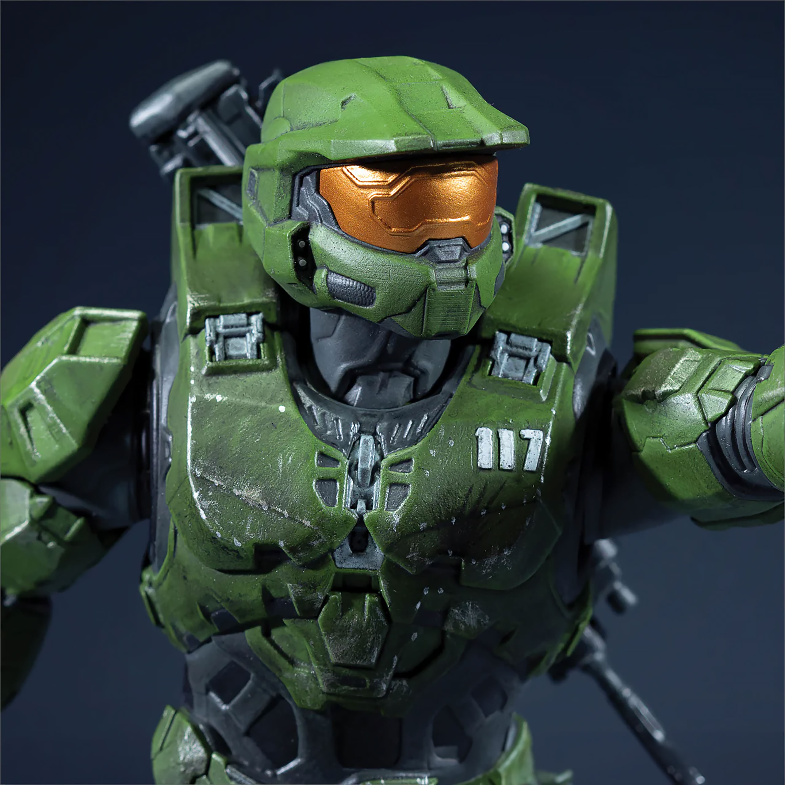 Halo Infinity - Master Chief Statue