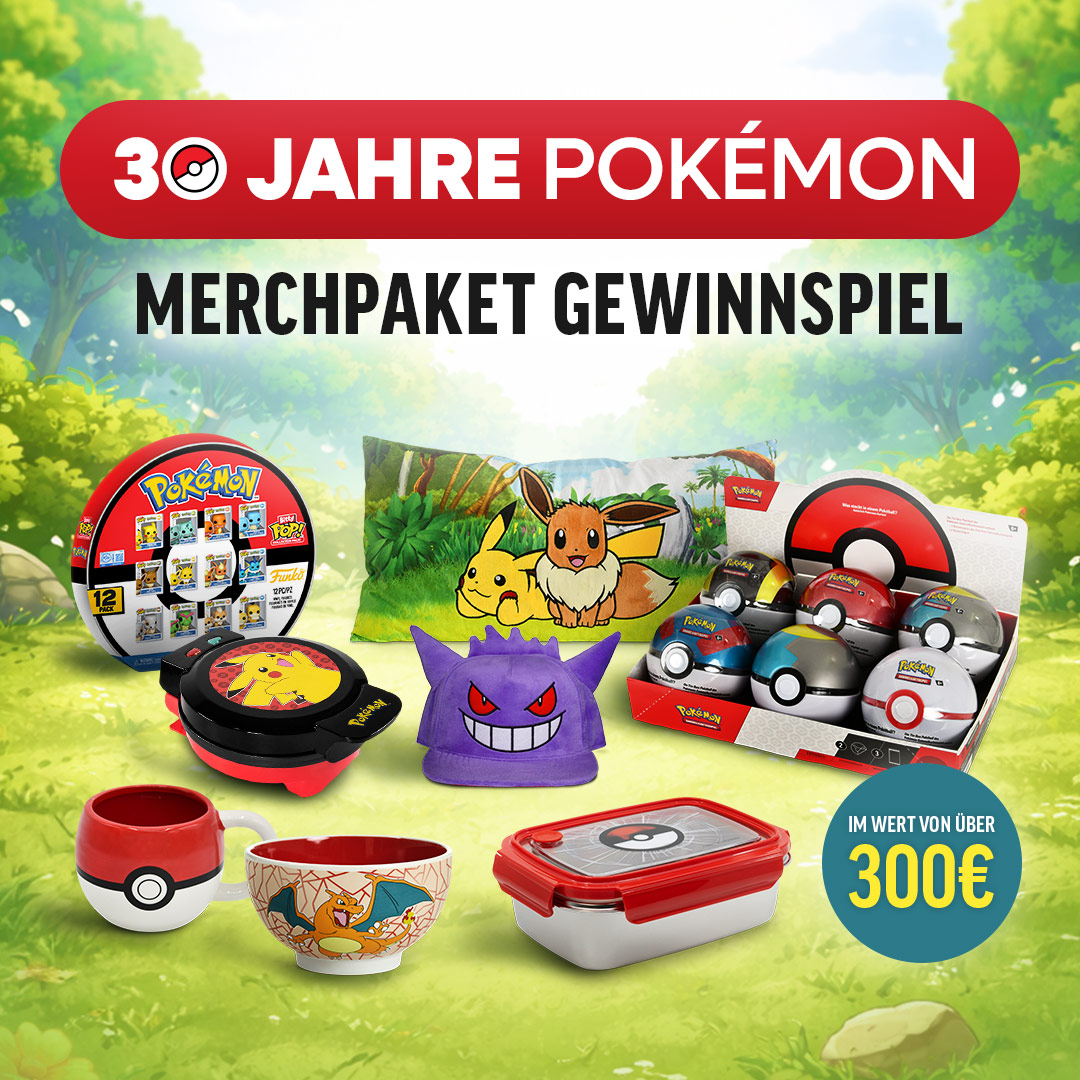 Collage zum „30 Jahre Pokémon“-Merchpaket-Gewinnspiel mit Pokéball-Tassen, Lunchbox, Pikachu-Waffeleisen, Glurak-Schale, Pikachu-und-Evoli-Kissen, Gengar-Cap und weiteren Pokémon-Fanartikeln vor grünem Hintergrund.