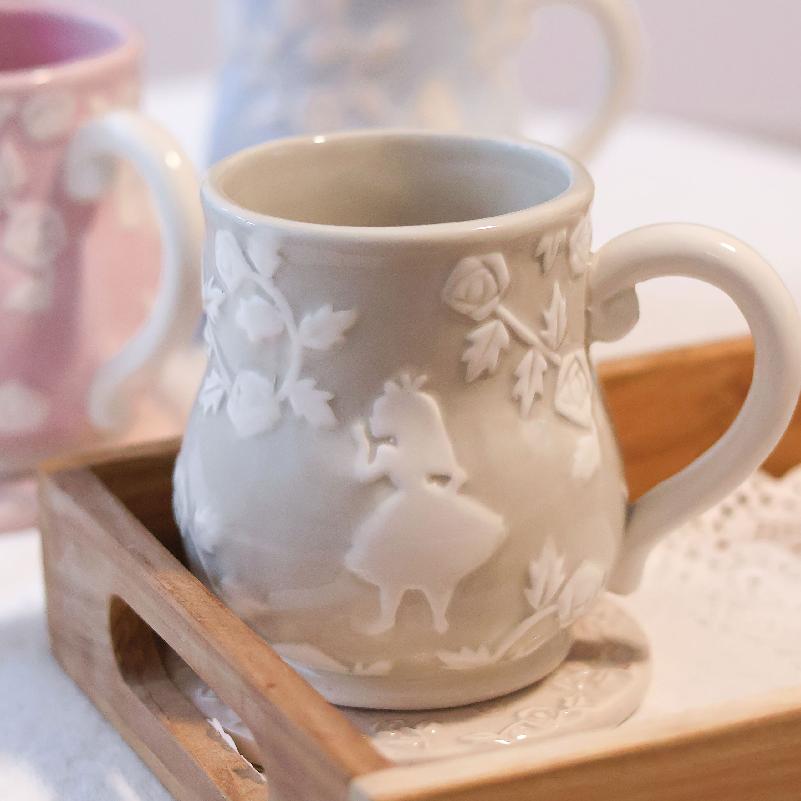 Alice in Wonderland - White Rabbit Relief Mug