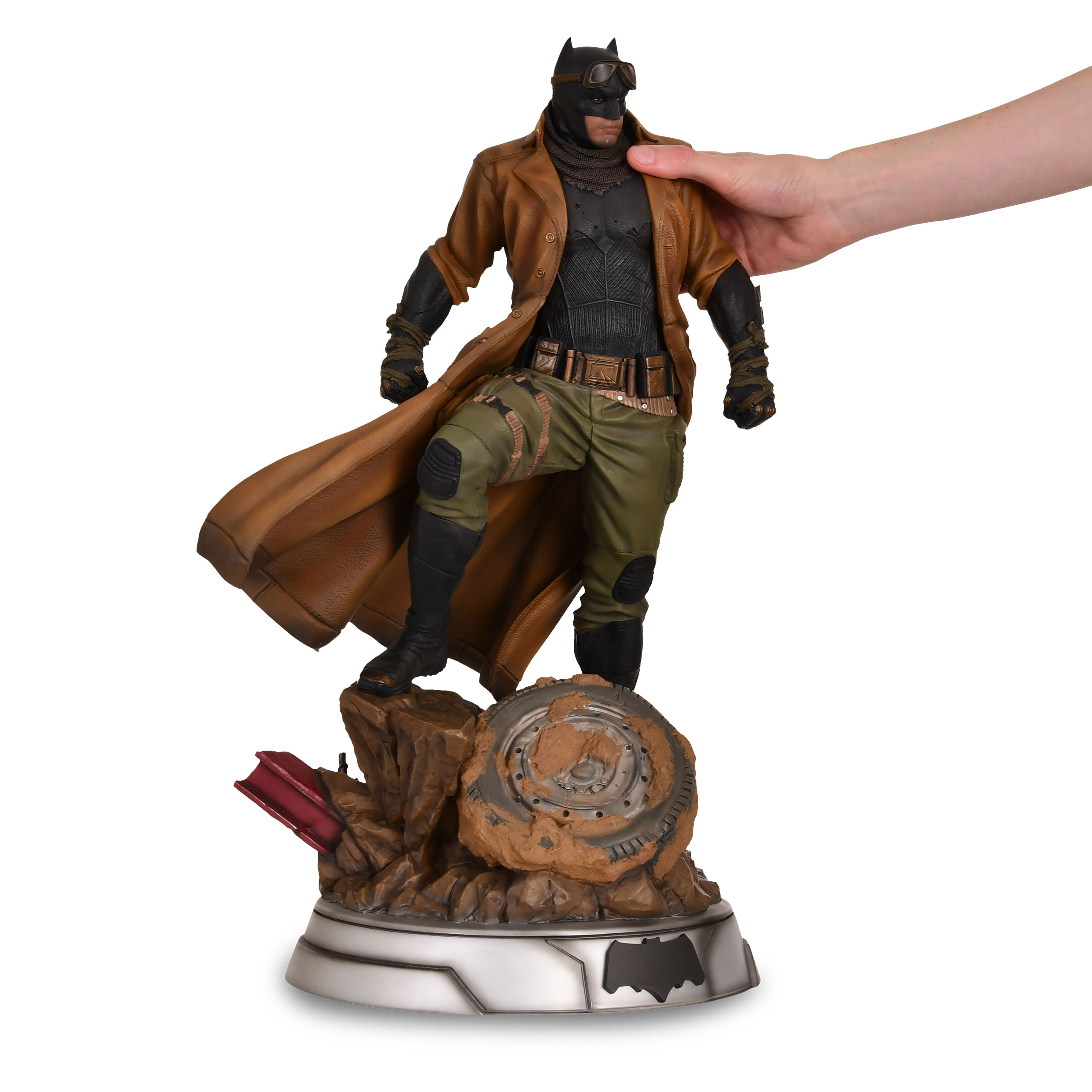 Batman begins: batman figurine échelle 1/4 -NECA61429