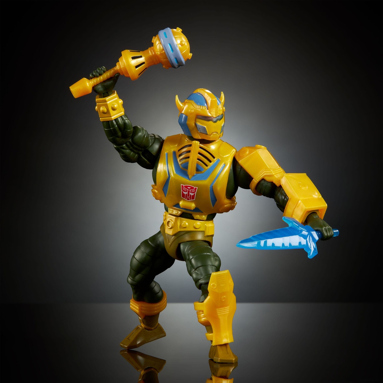 Masters of the Universe x Transformers actiefiguur Bumblebee Armor Man-At-Arms heo Europese Exclusive 14 cm