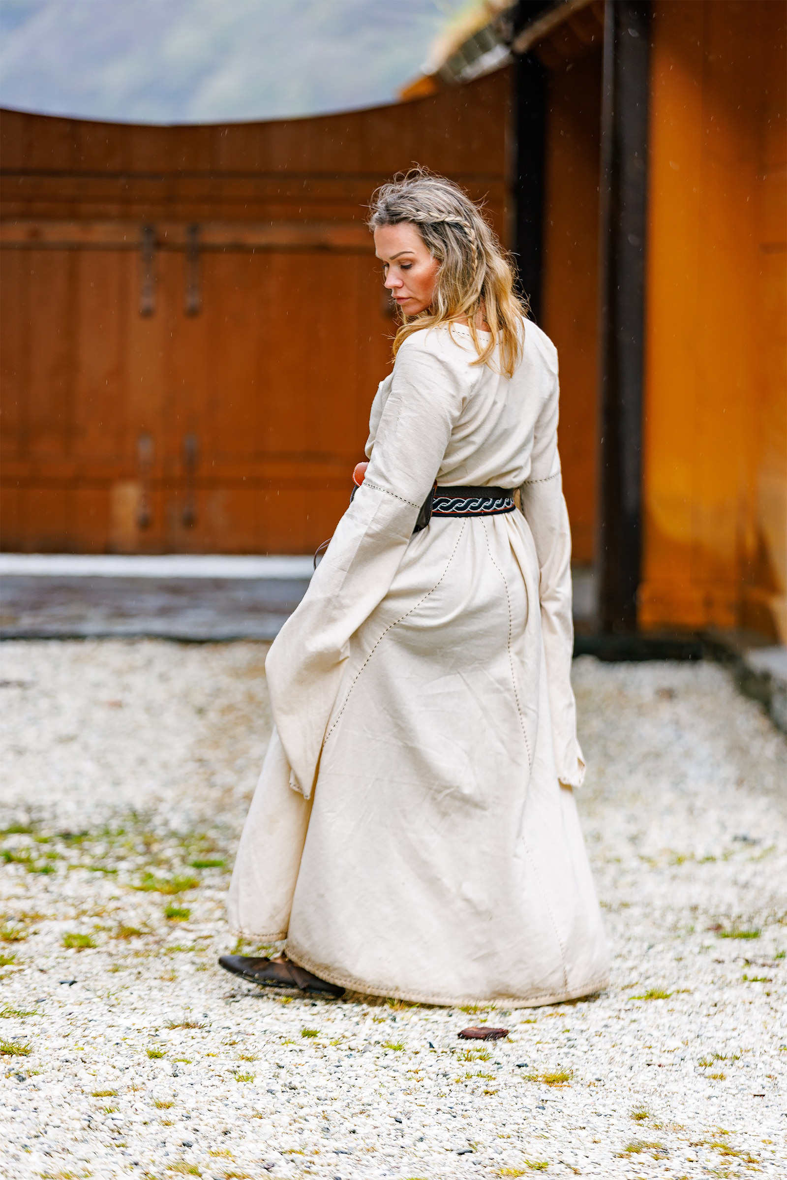 Mittelalter Kleid Begina beige