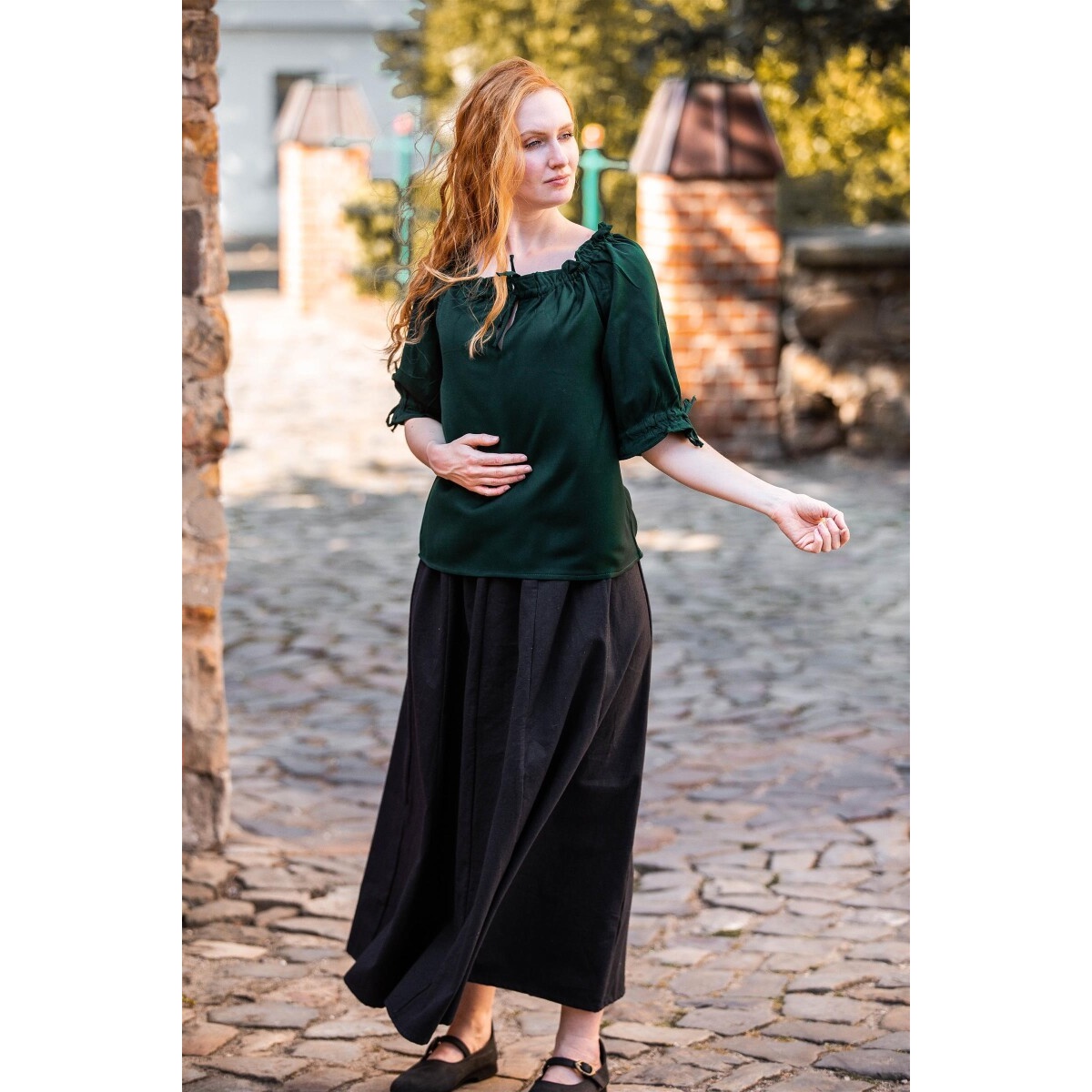 Medieval Short-Sleeve Blouse Vera green