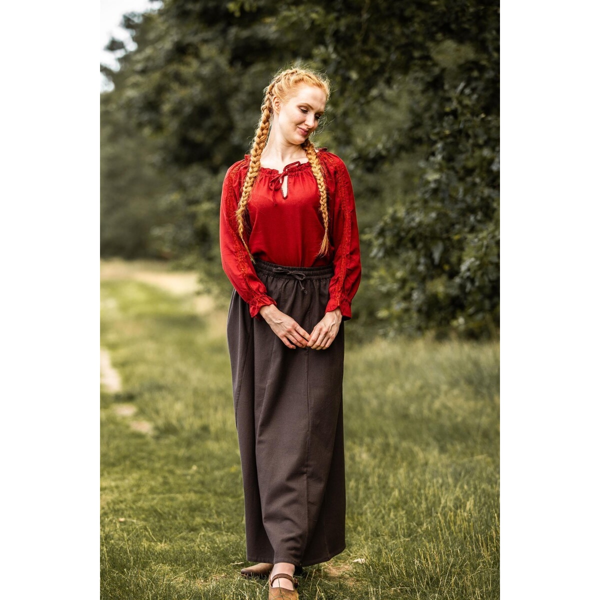 Bluzka średniowieczna z koronką Bettina czerwona