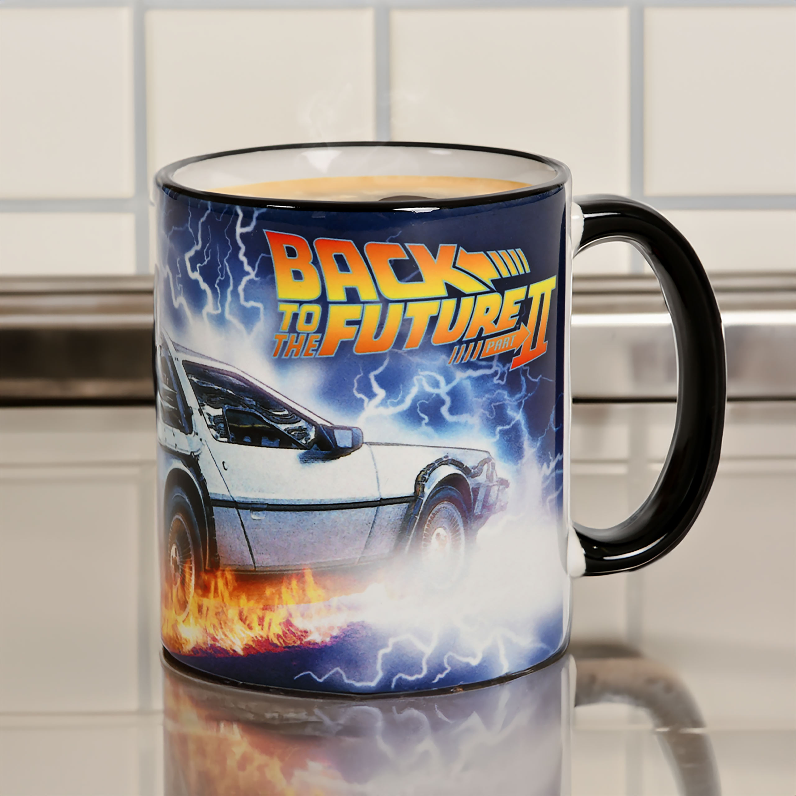 Retour vers le futur - Tasse DeLorean en voyage temporel